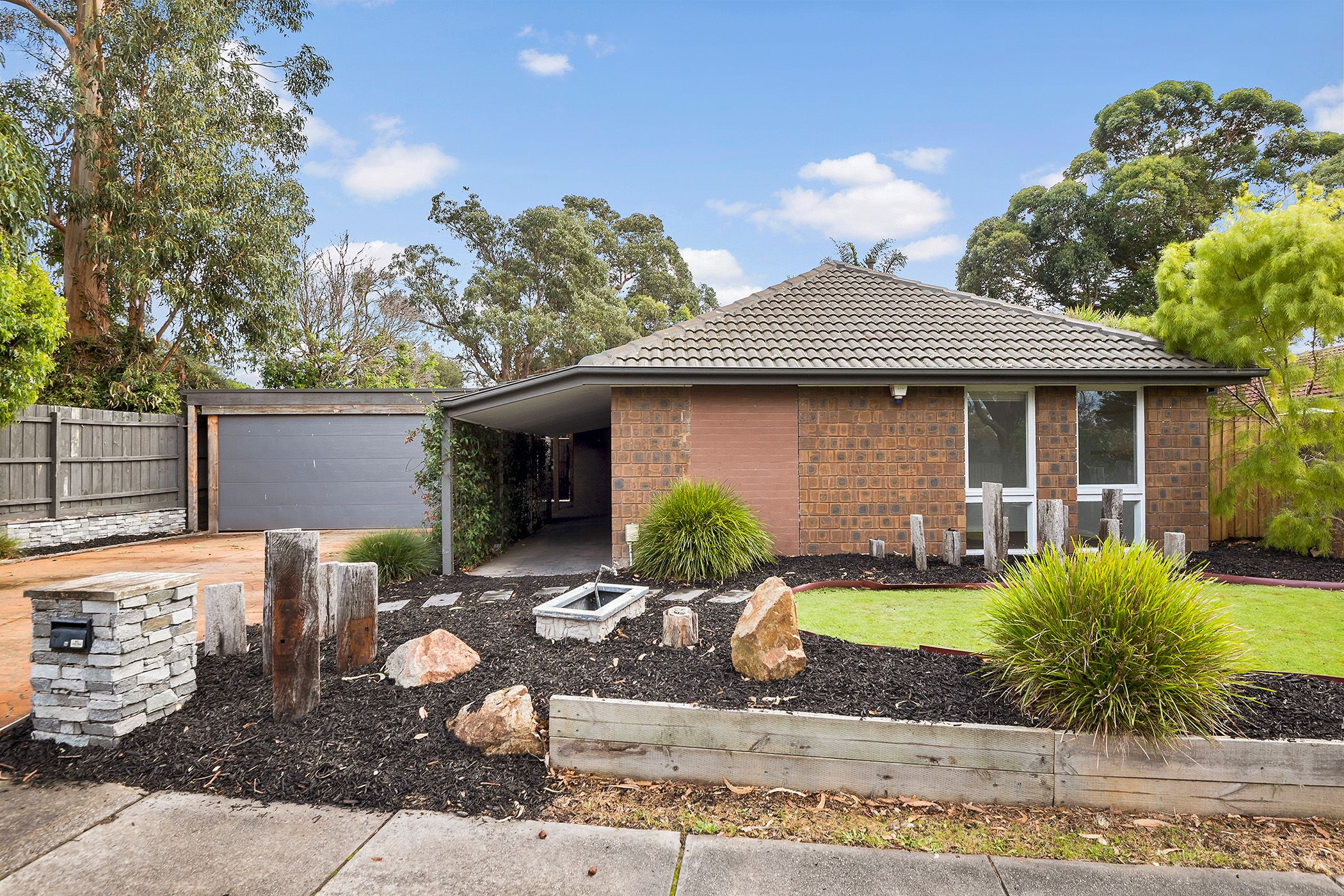 1 Franciscan Avenue — photo from Ray White Frankston