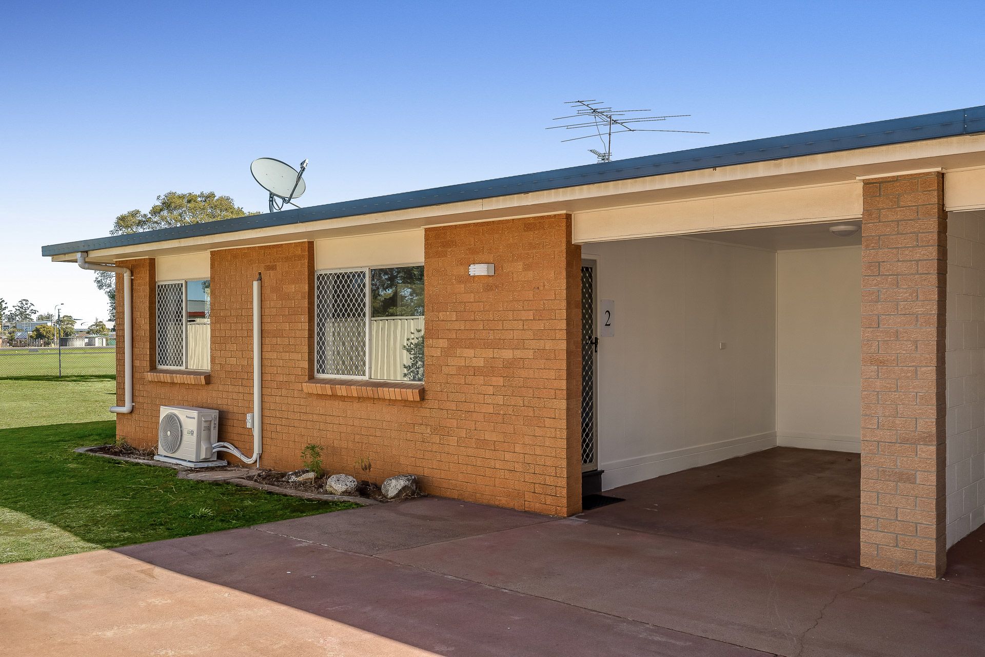 2/382 Bridge Street, Wilsonton, QLD 4350