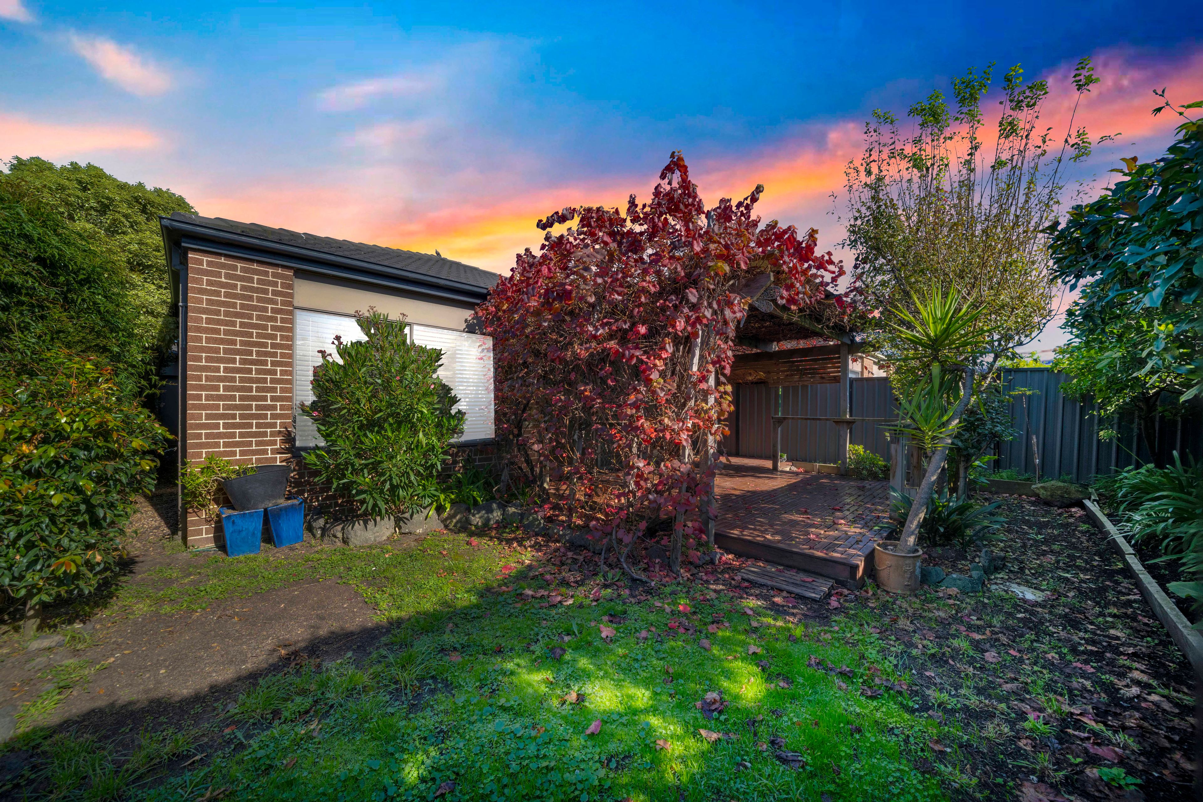 28 Lockhart Street — photo 16 of 17