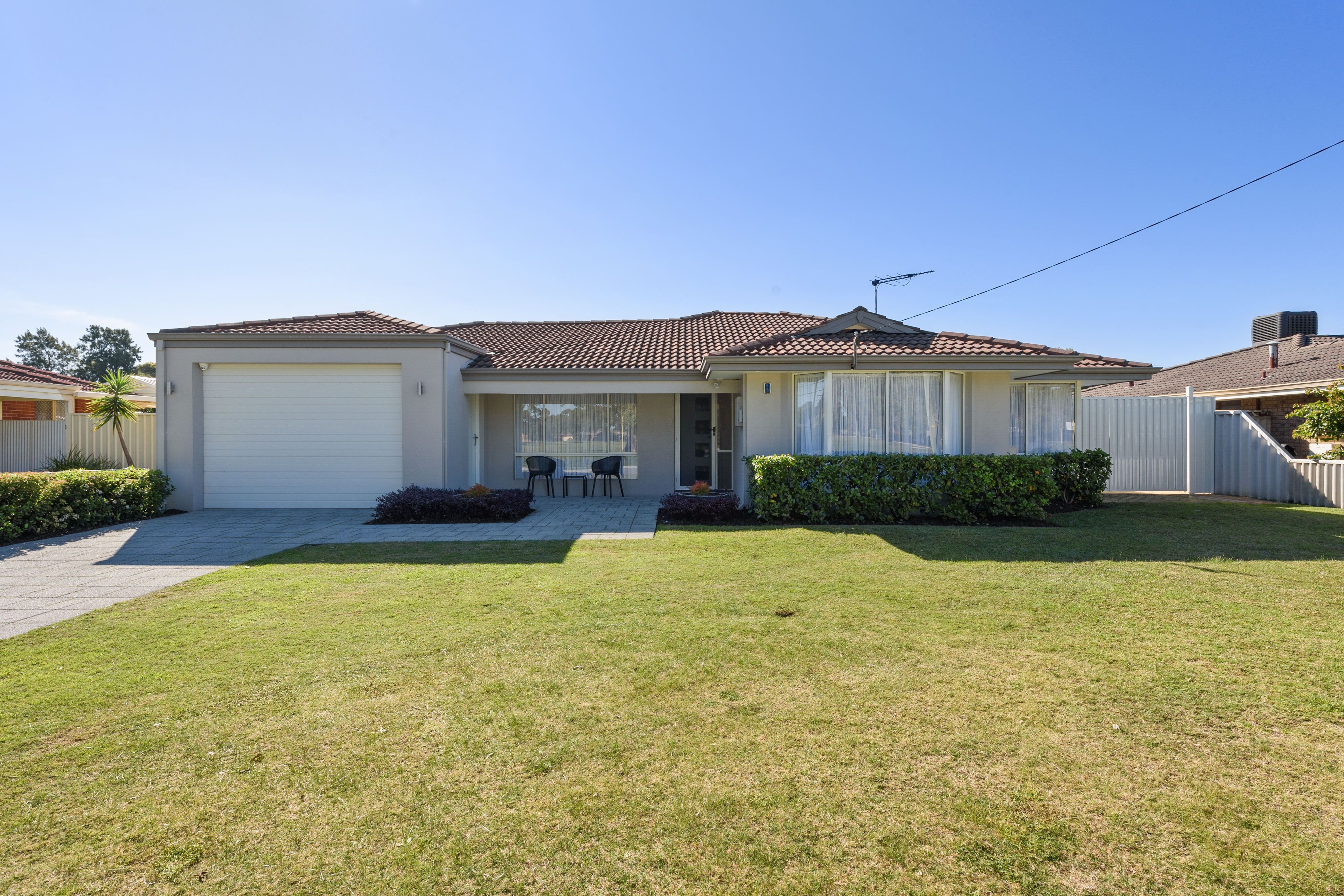 5 Pecos Place, Beechboro, WA 6063