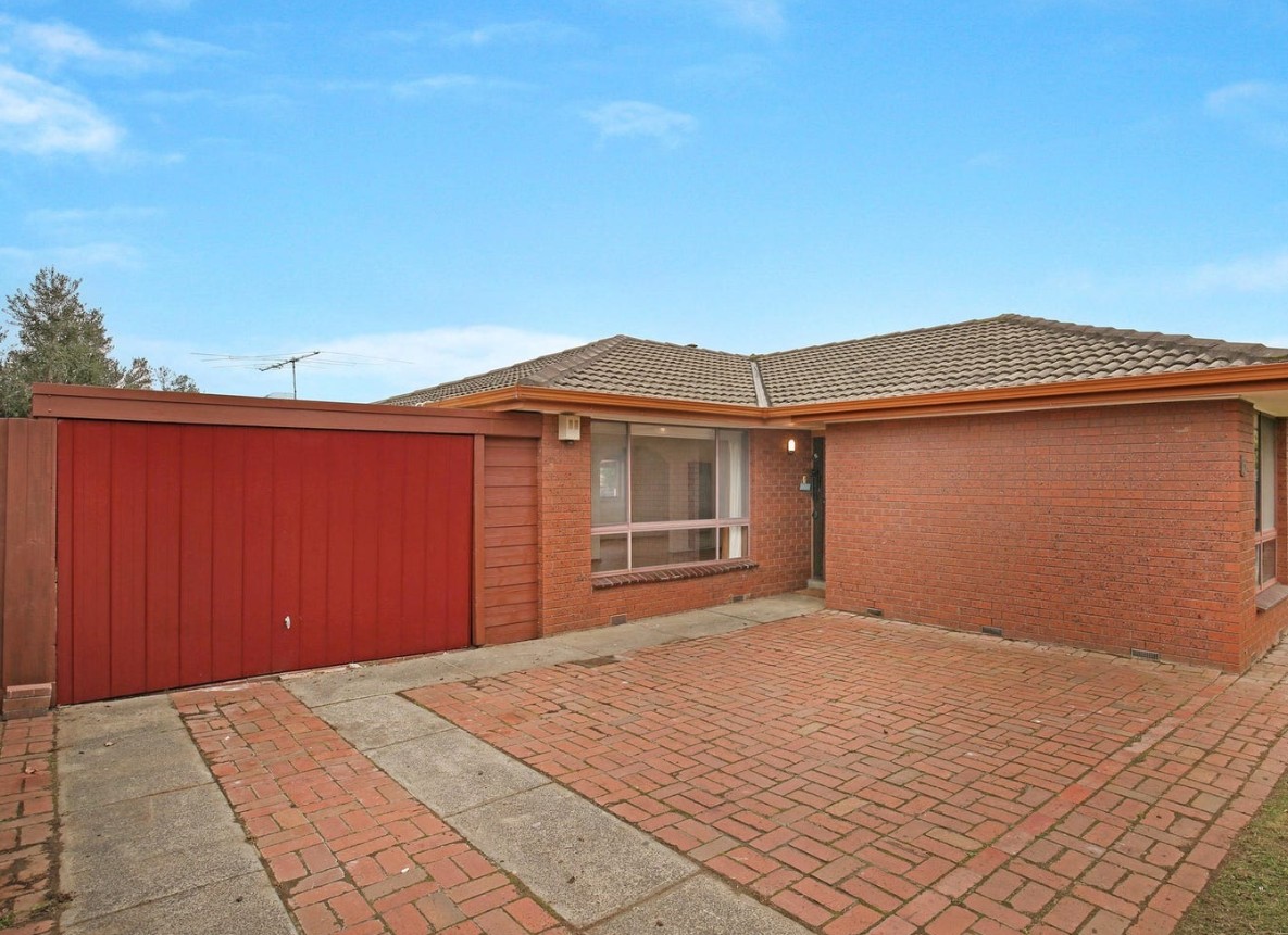15 Freeman Crescent, Mill Park, VIC 3082