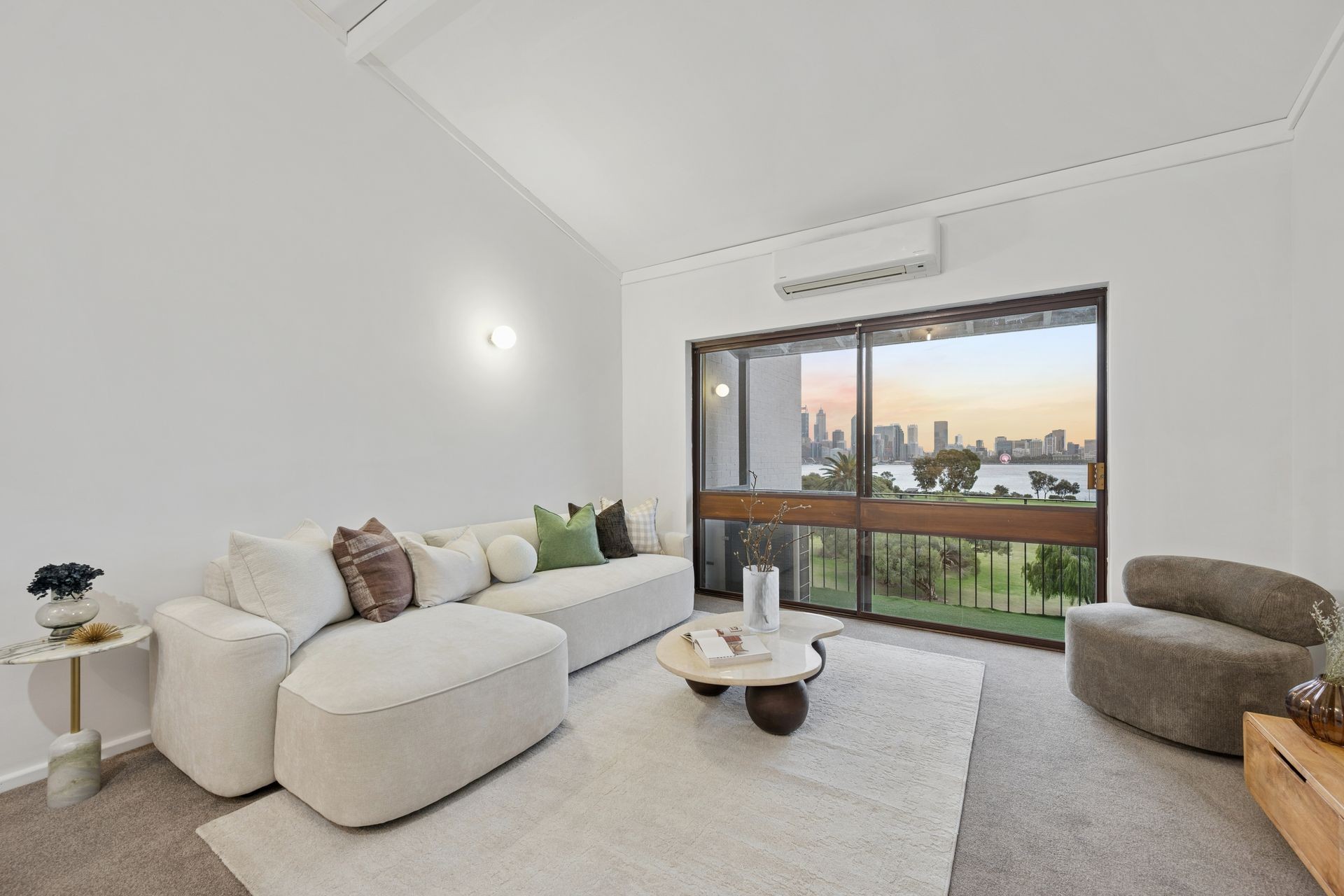 18/172 Mill Point Road, South Perth, WA 6151