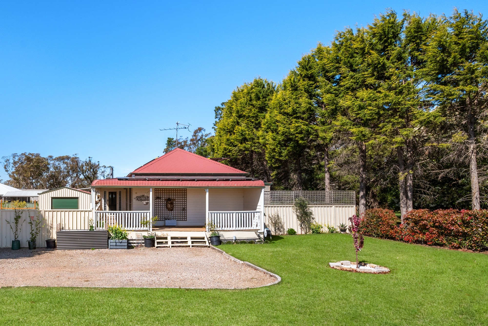 14 Sharnee Close, Hill Top, NSW 2575