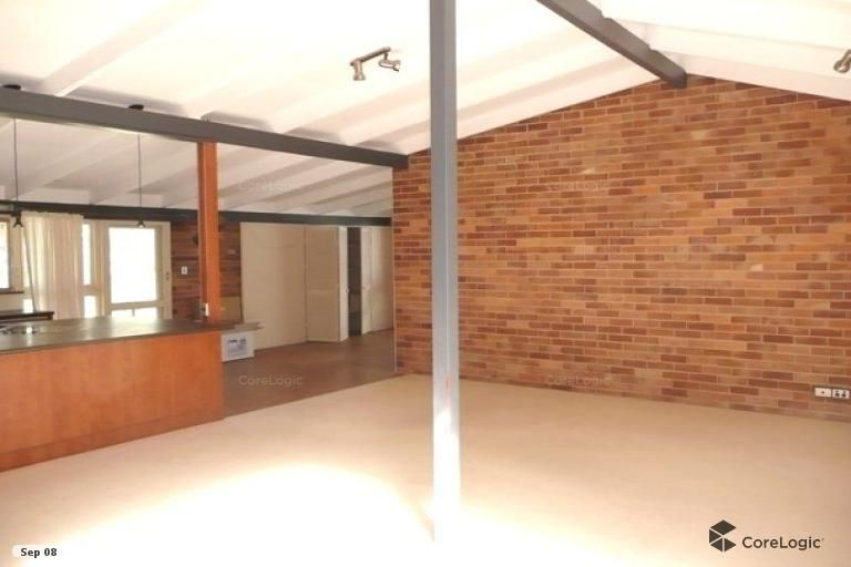 10 Harcourt Crescent, Southport, QLD 4215