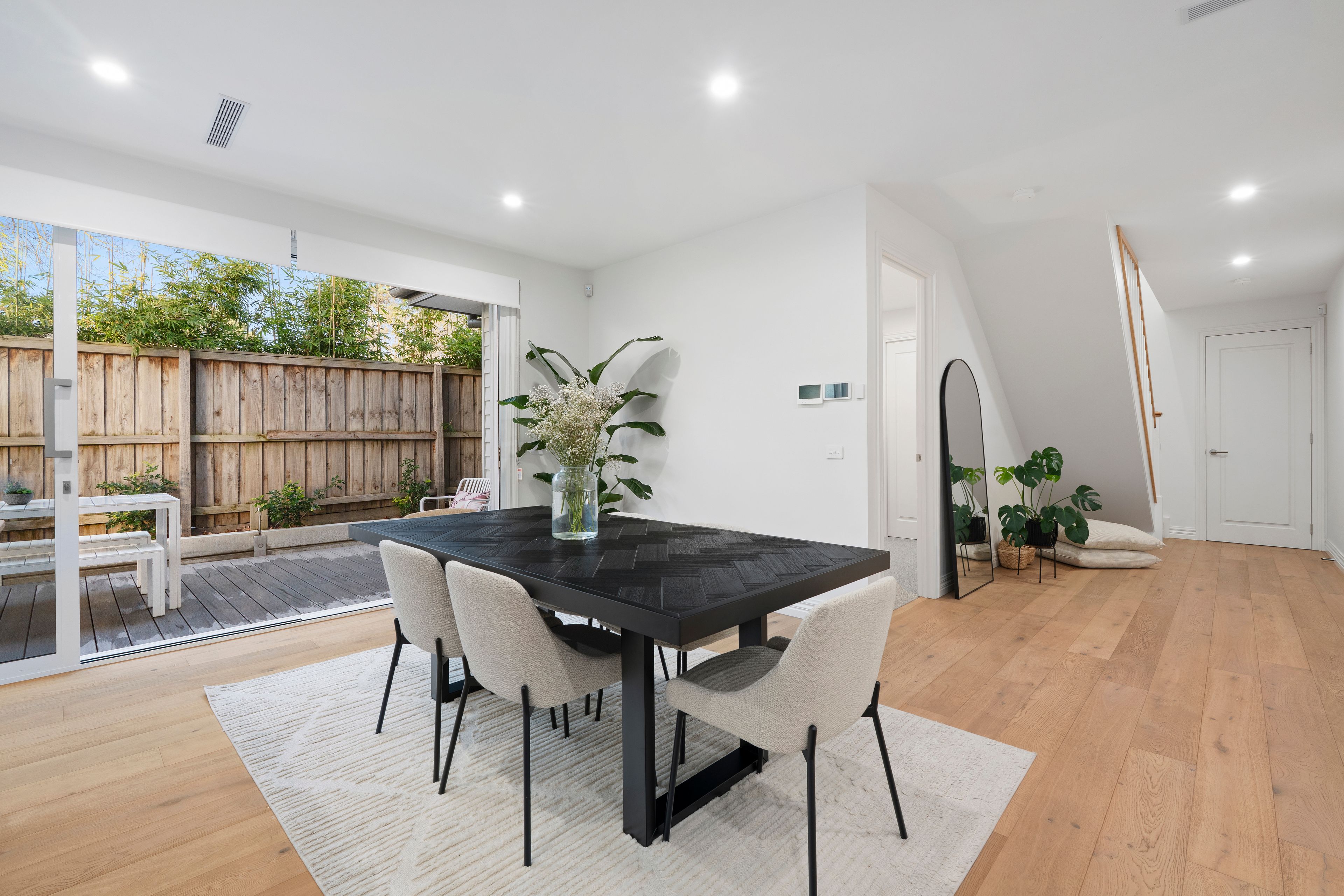 5/10 Airlie Road — photo 6 of 16