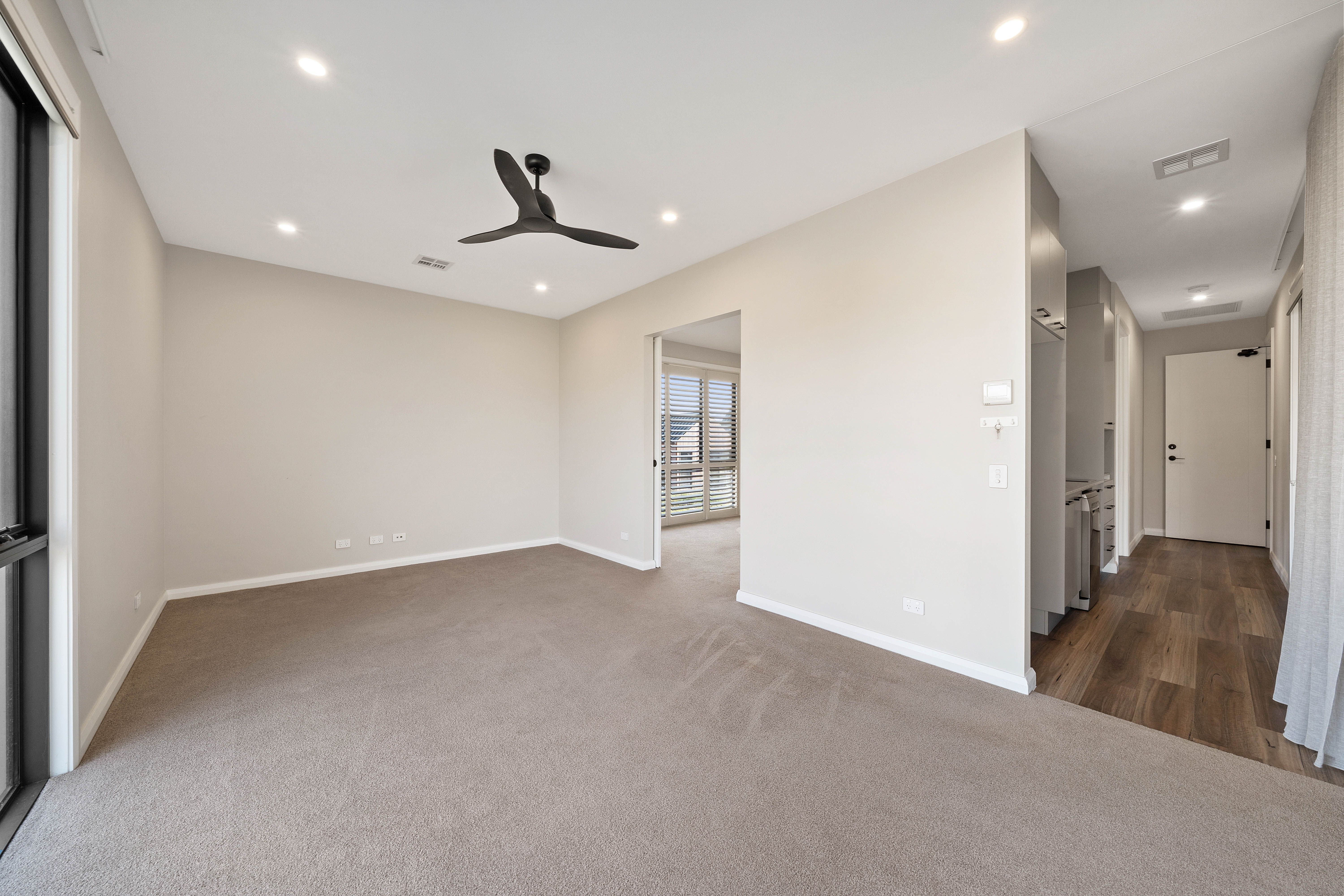 7 Lomandra Street — photo 17 of 30