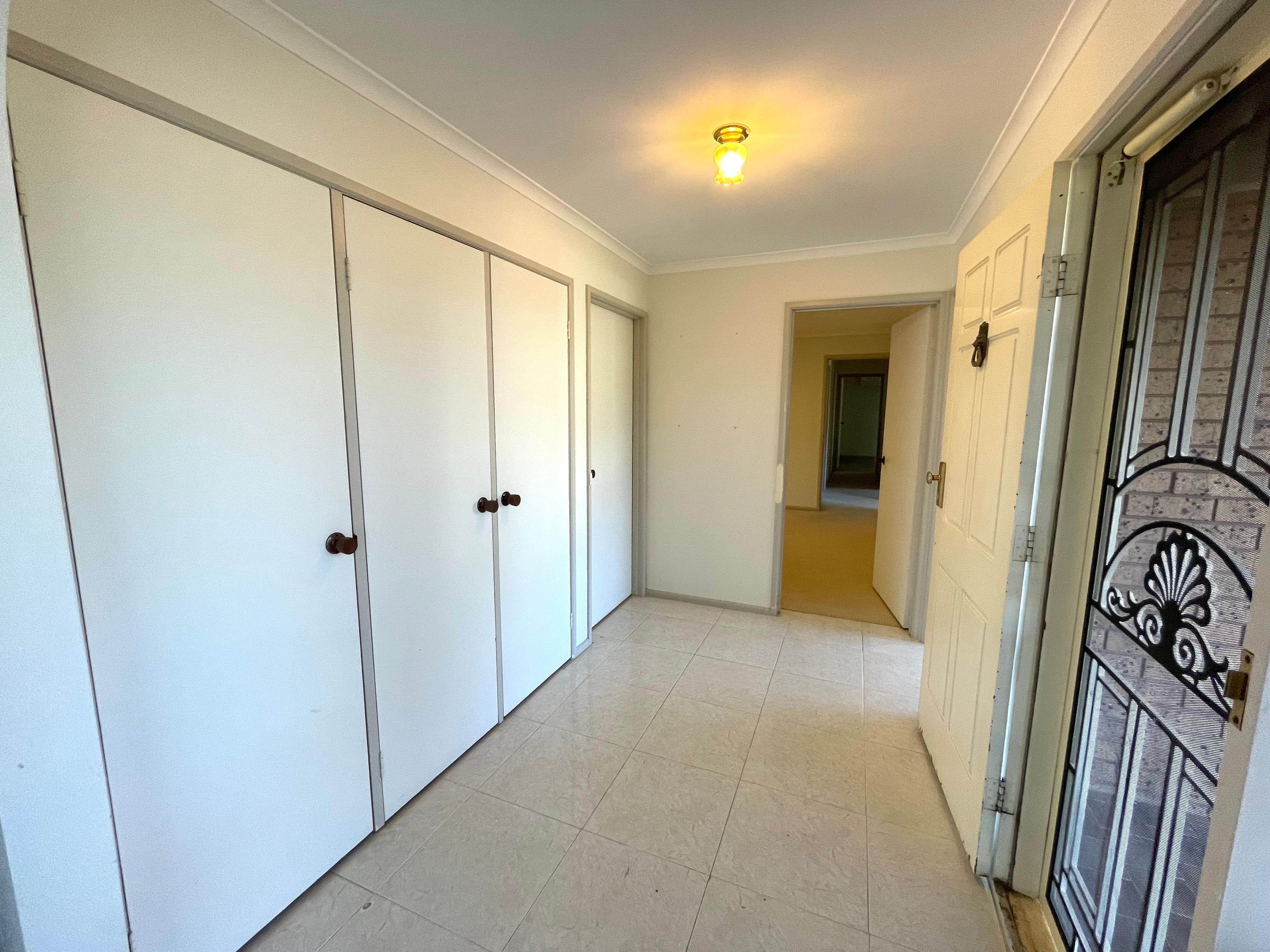 32 Abraham Drive — photo 3 of 14