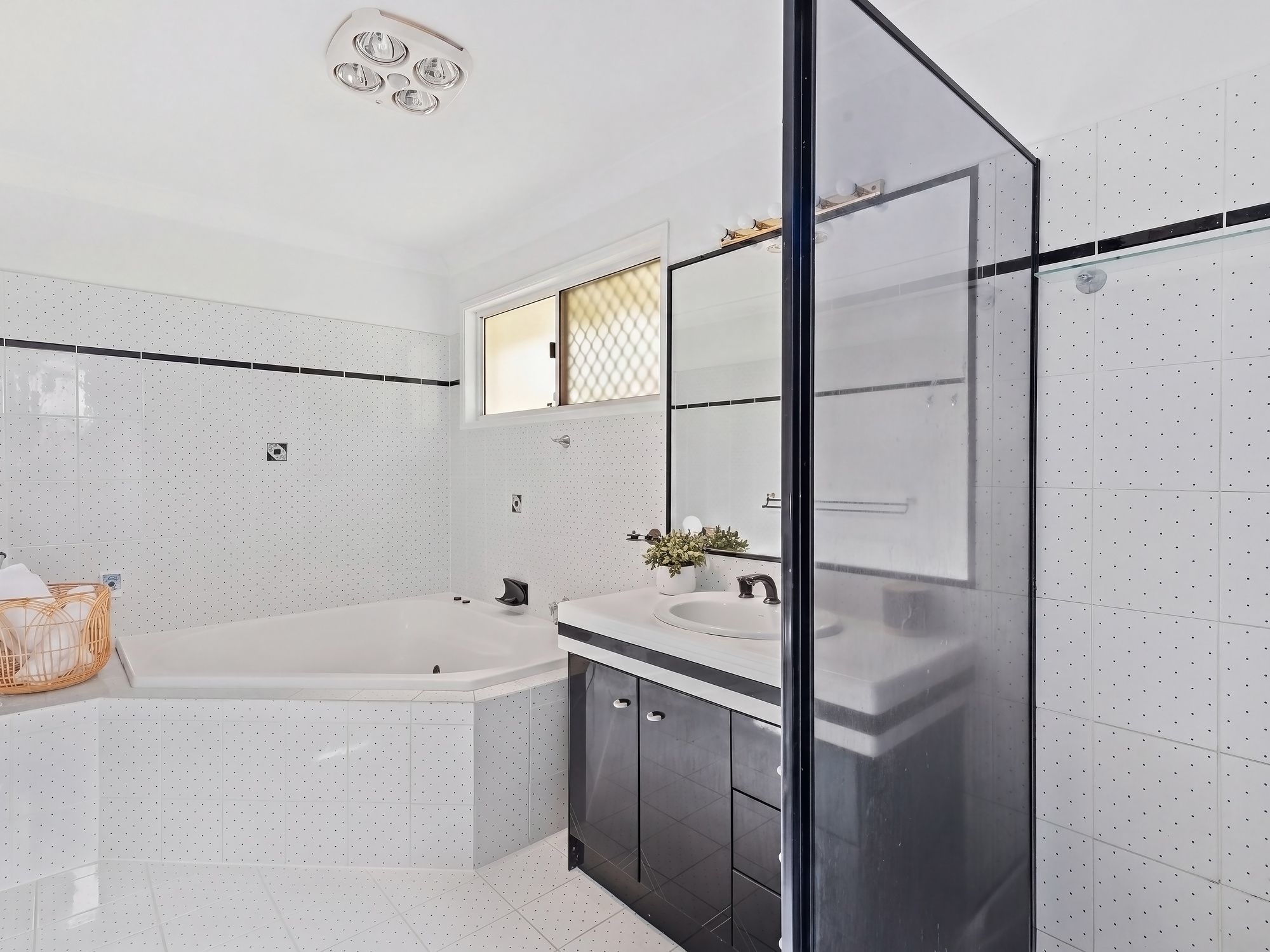 5 Yatama Place — photo 12 of 21