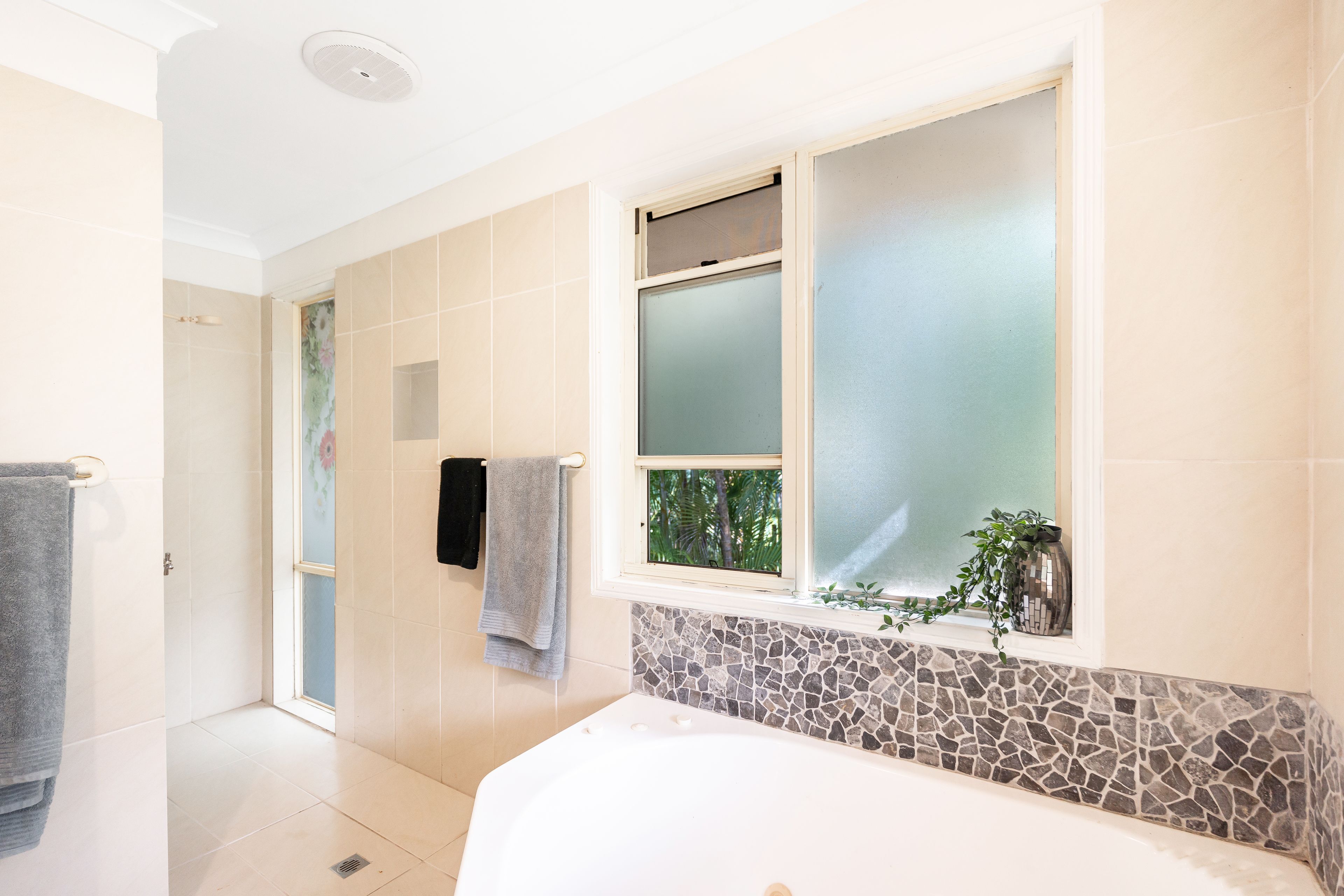 5 Oro Street — photo 7 of 17
