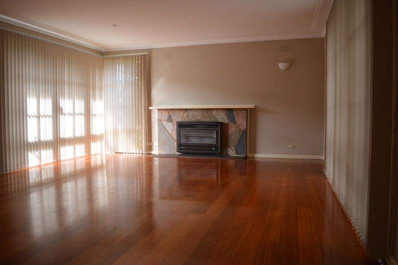 4 Forest Park Road, Dingley Village, VIC 3172