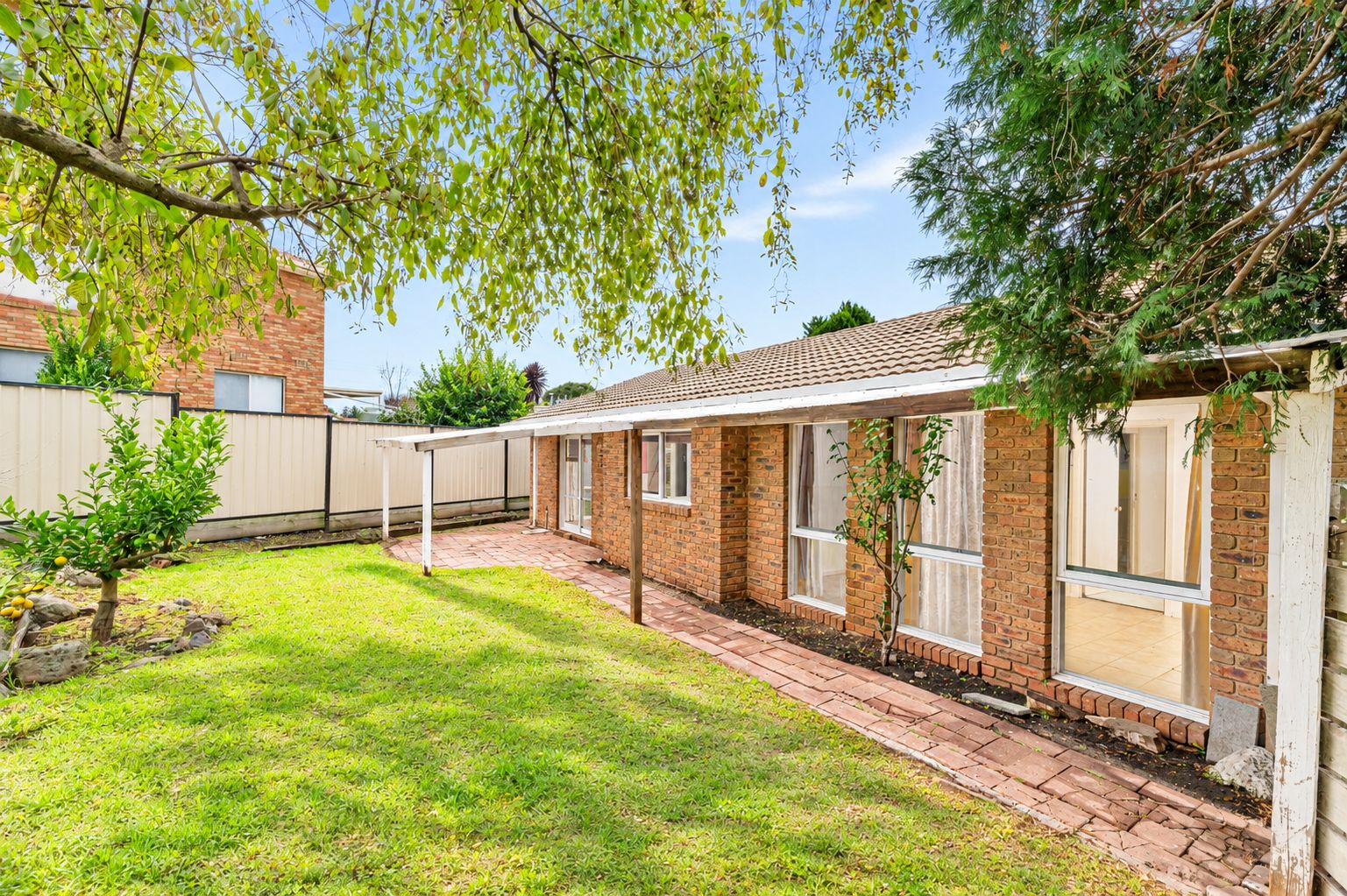 12 Essue Court — photo 9 of 10