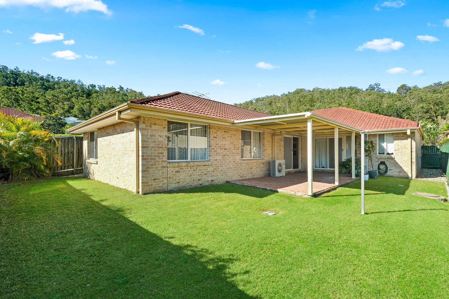 4 Benton Close, The Gap, QLD 4061