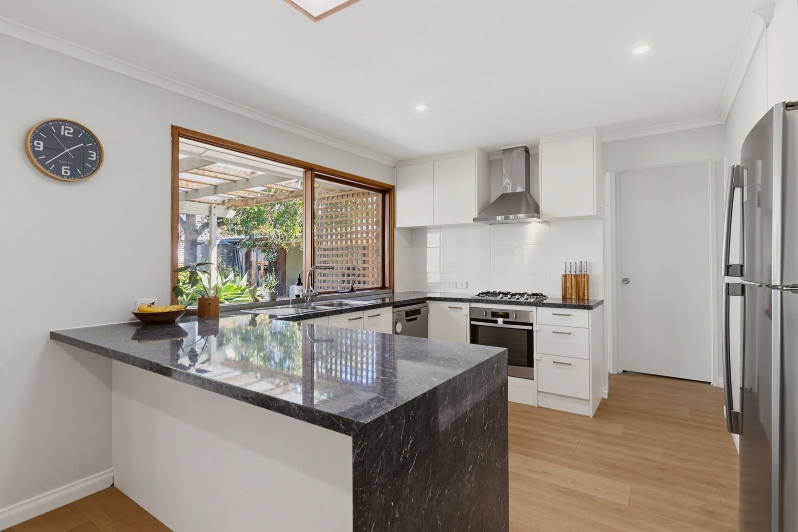 15 Lana Street — photo 2 of 18
