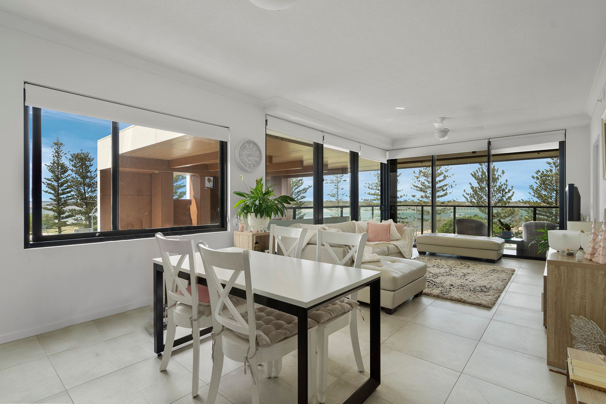 401/372 Marine Parade, Labrador, QLD 4215