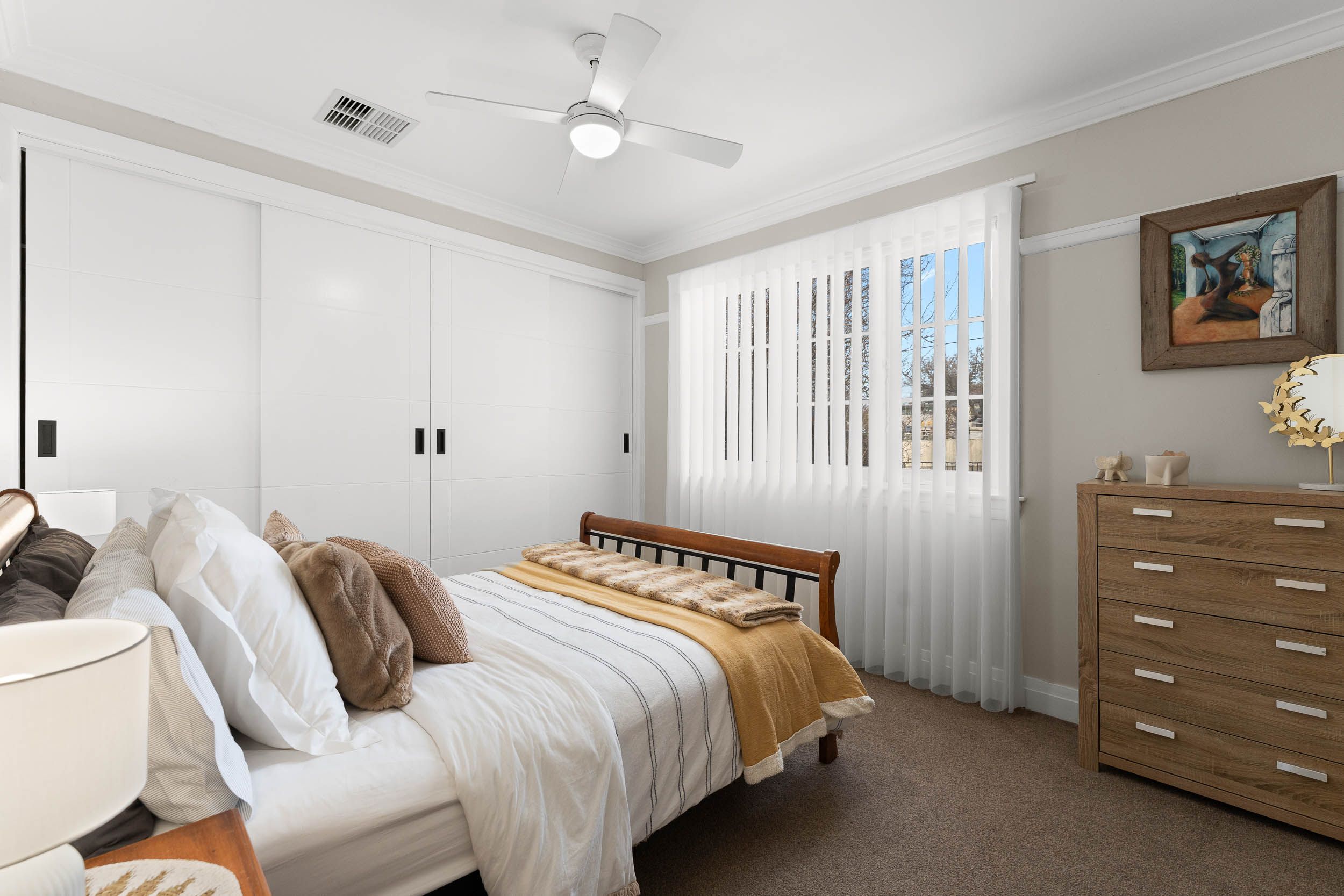 131 Kinghorne Street — photo 10 of 19