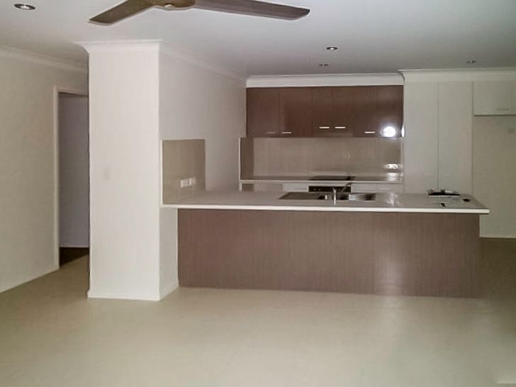 12 Lorikeet Parade, Dakabin, QLD 4503