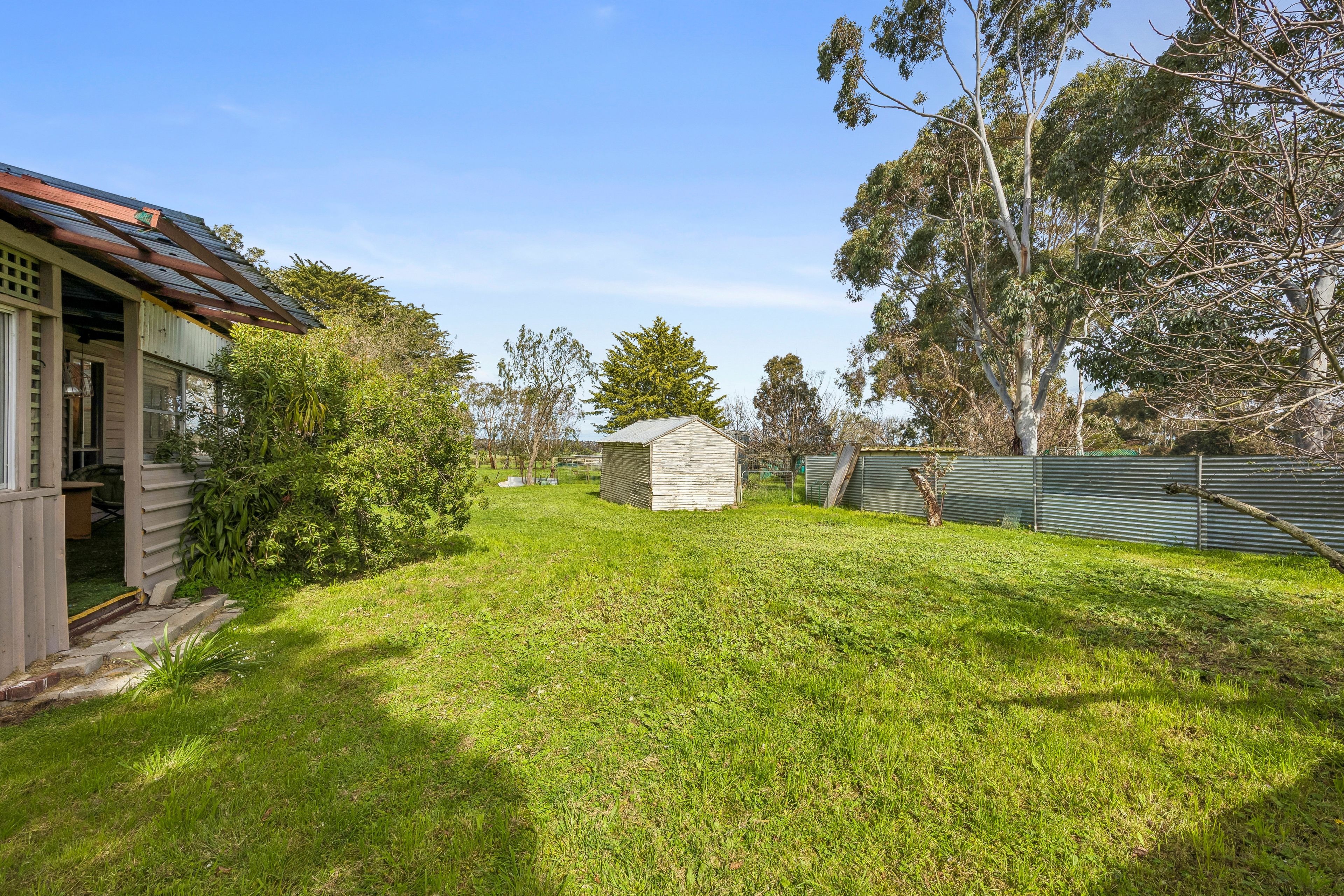 16 Camperdown-lismore Road — photo 11 of 13