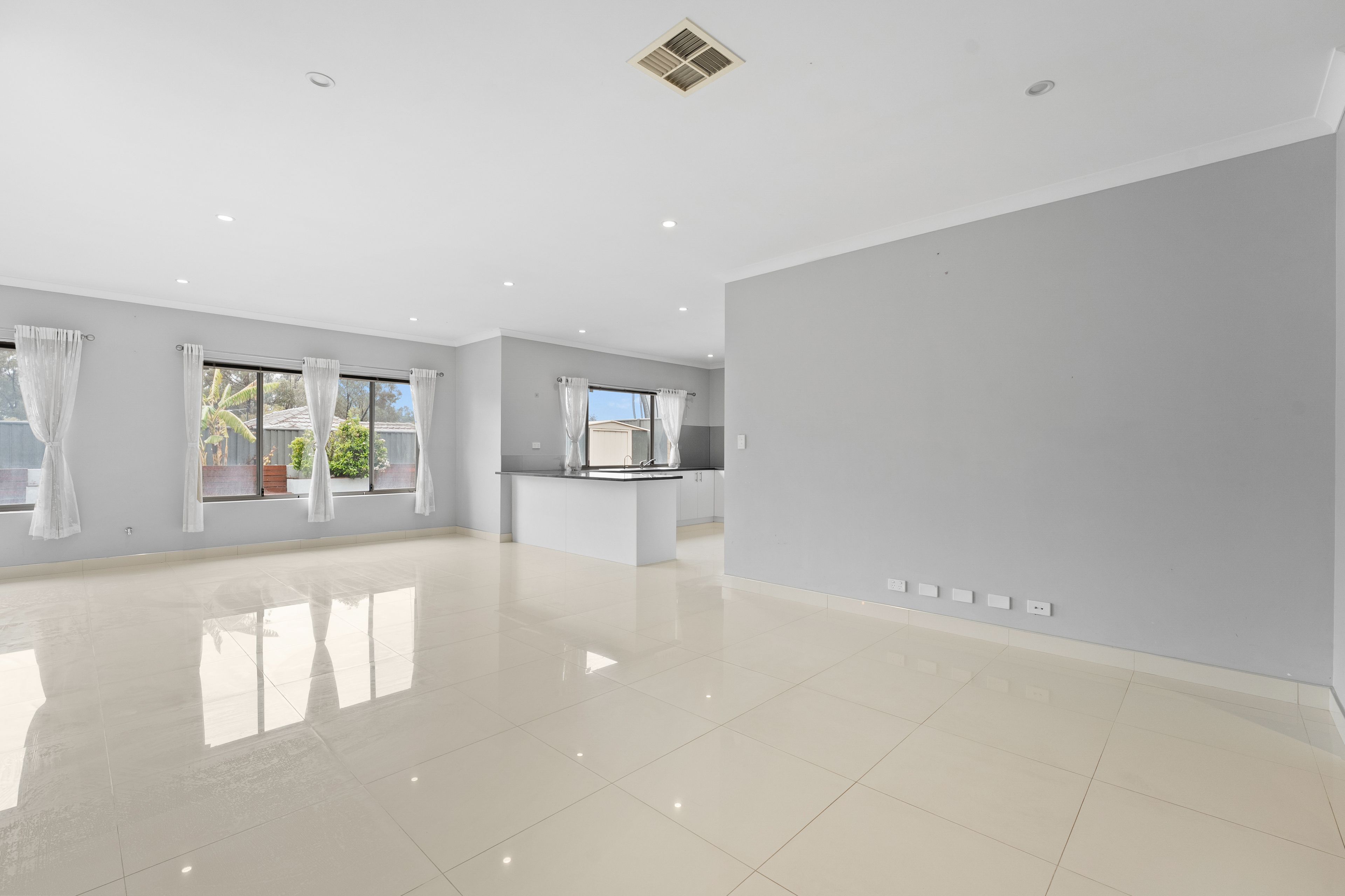 10 Sahara Drive — photo 13 of 30