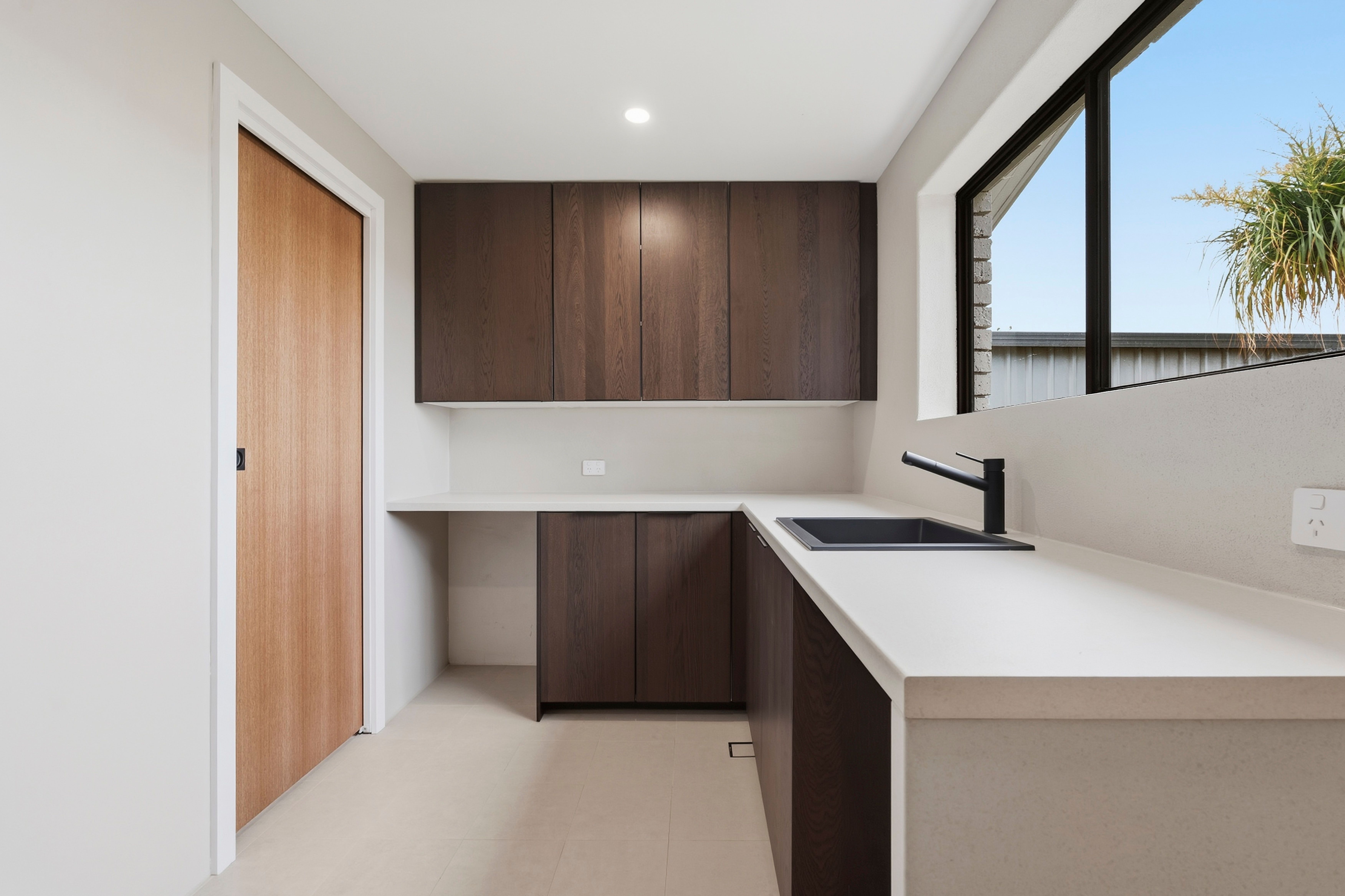 142 Bay Road — photo 15 of 30