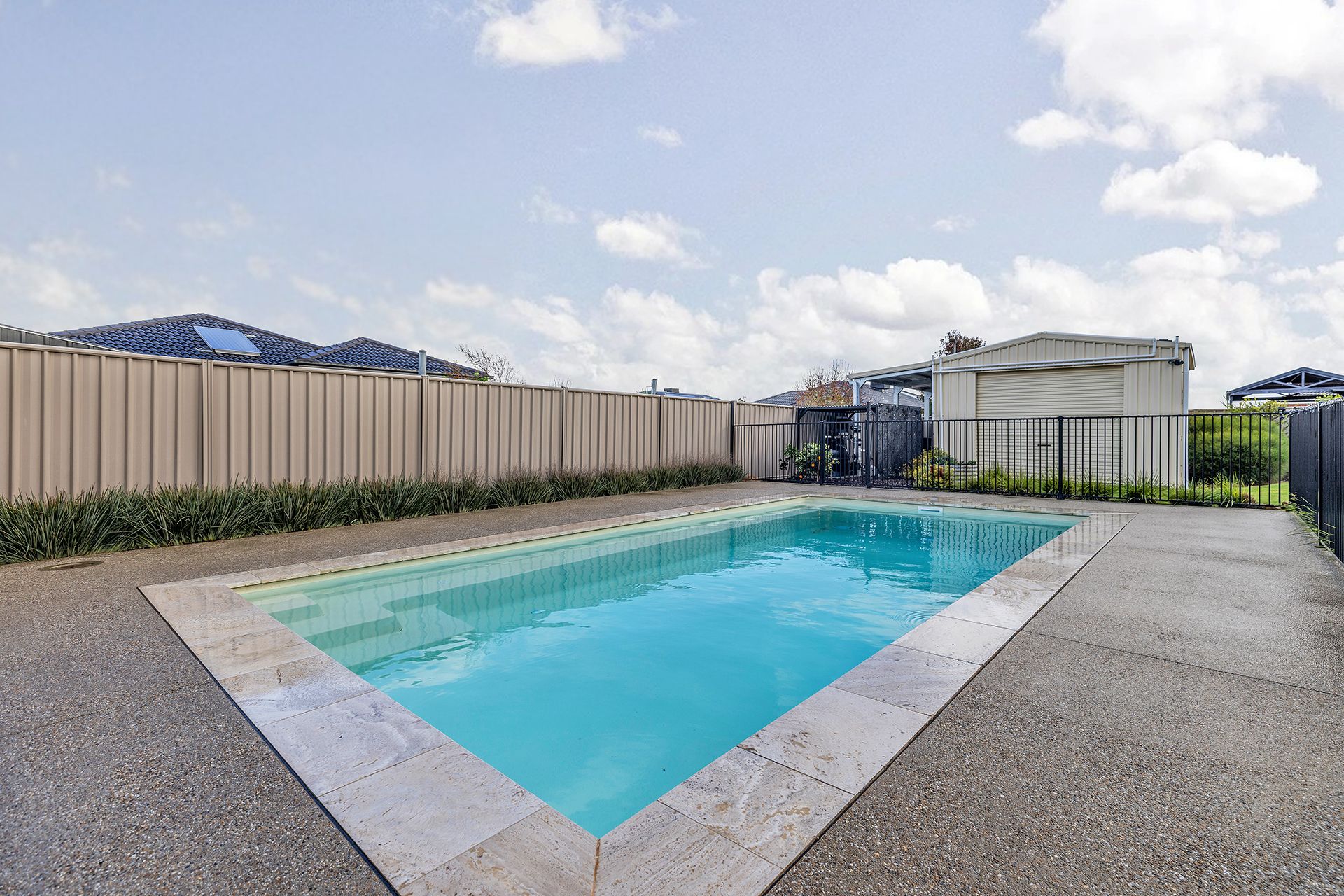 27 Wisteria Street — photo 5 of 23