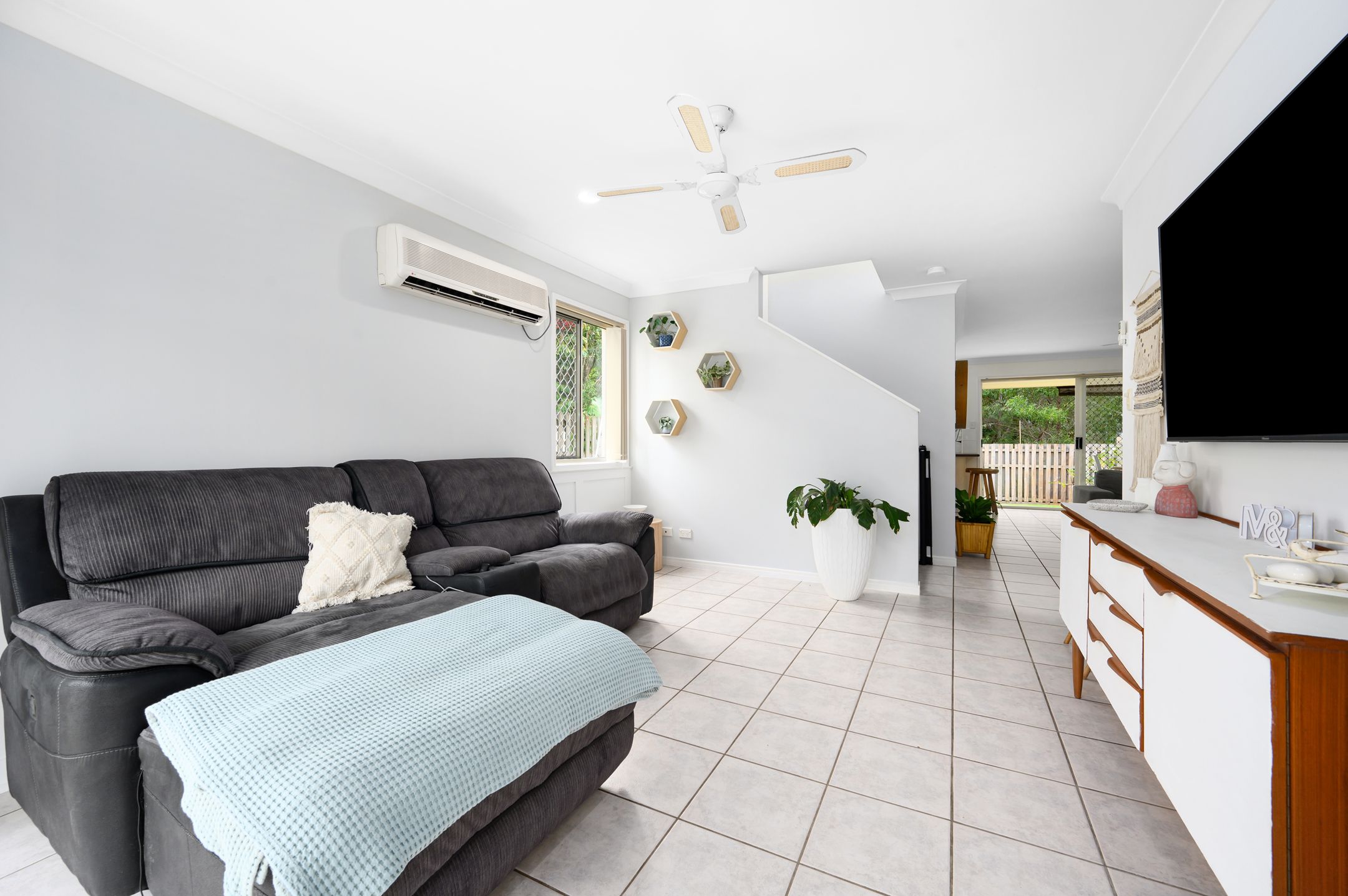 13/74 Universal Street, Pacific Pines, QLD 4211
