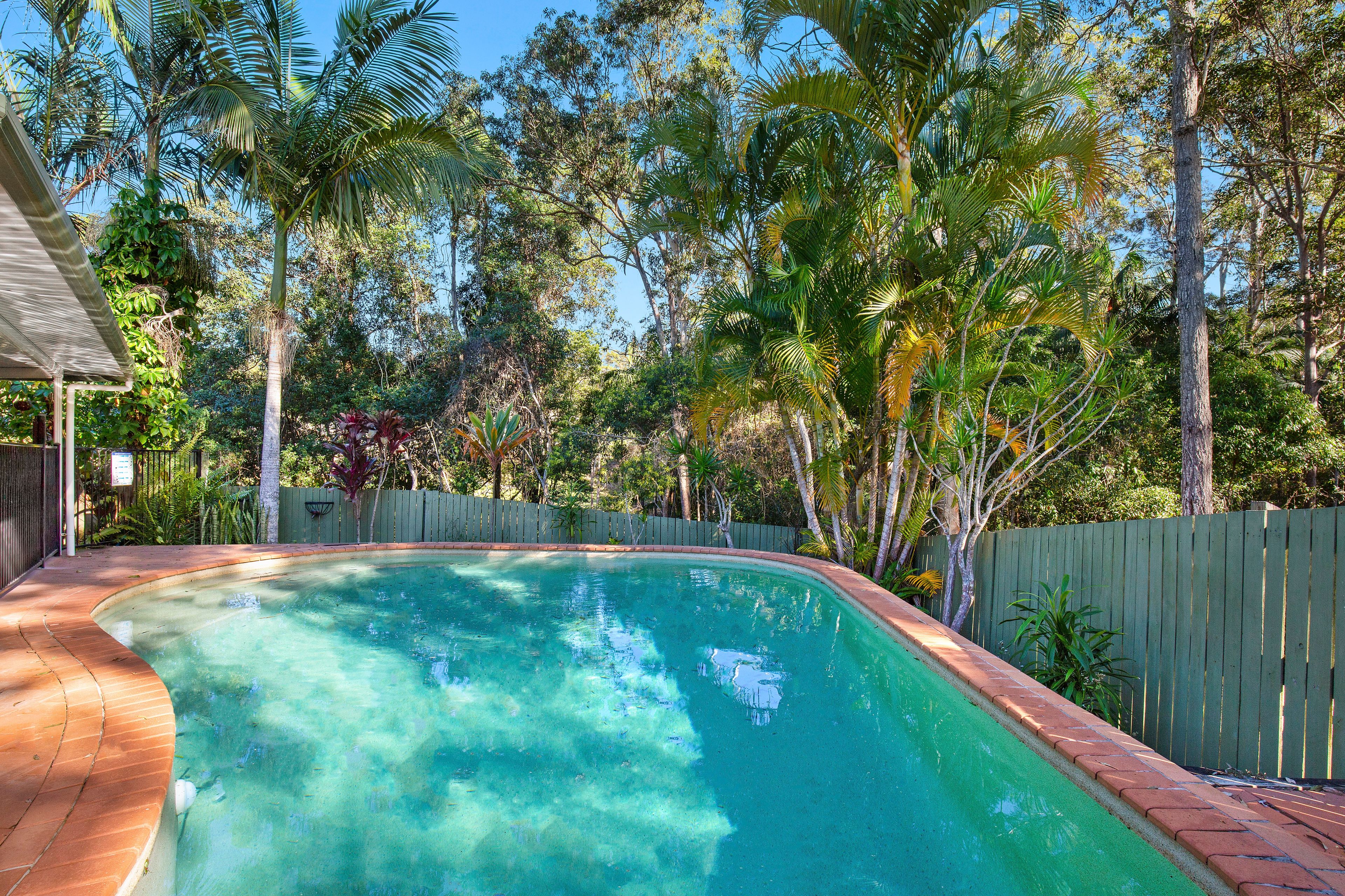 16 Cowell Drive, Burleigh Heads QLD 4220
