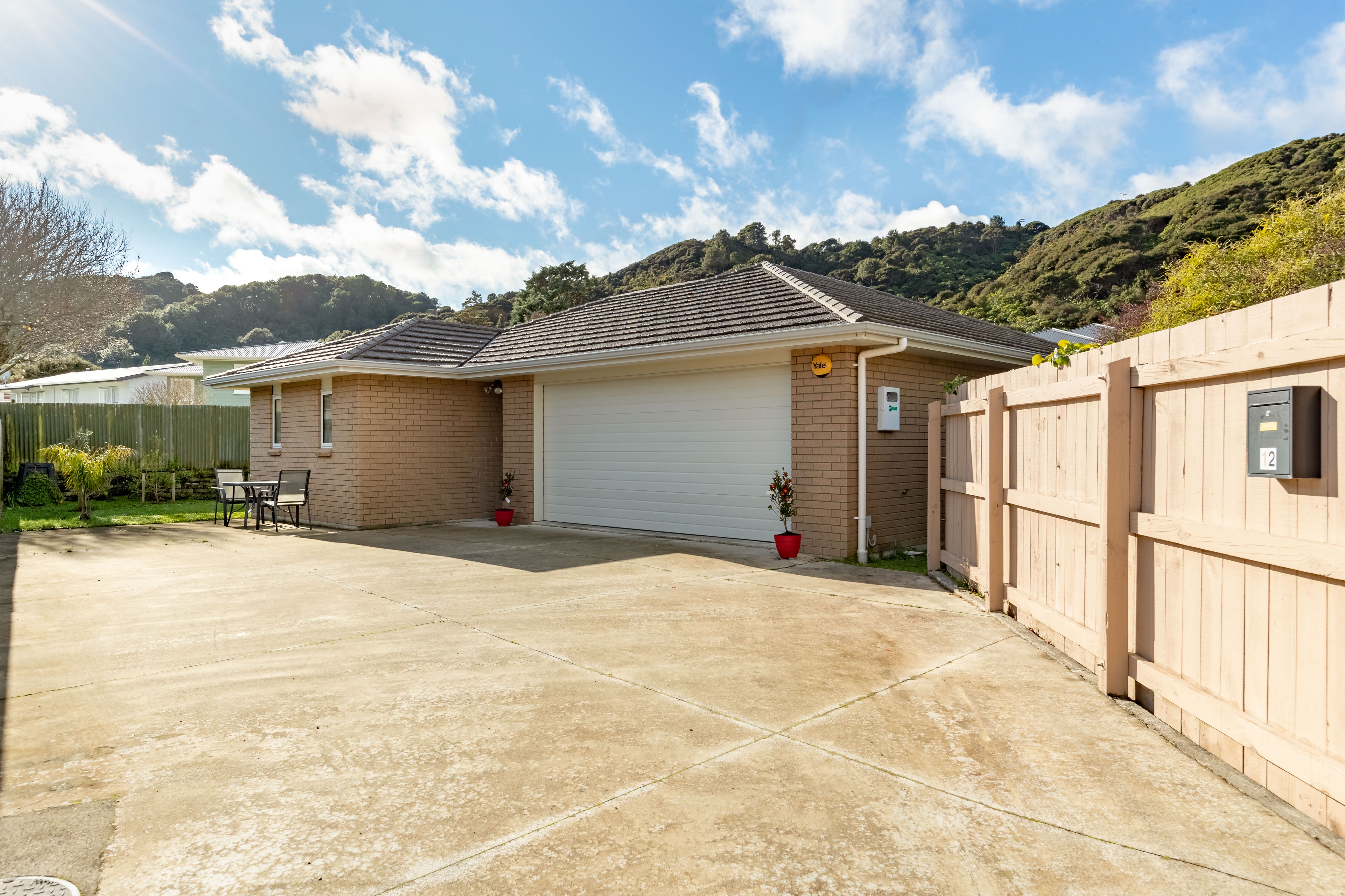 12 Sun Valley Way, Wainuiomata, Lower Hutt City