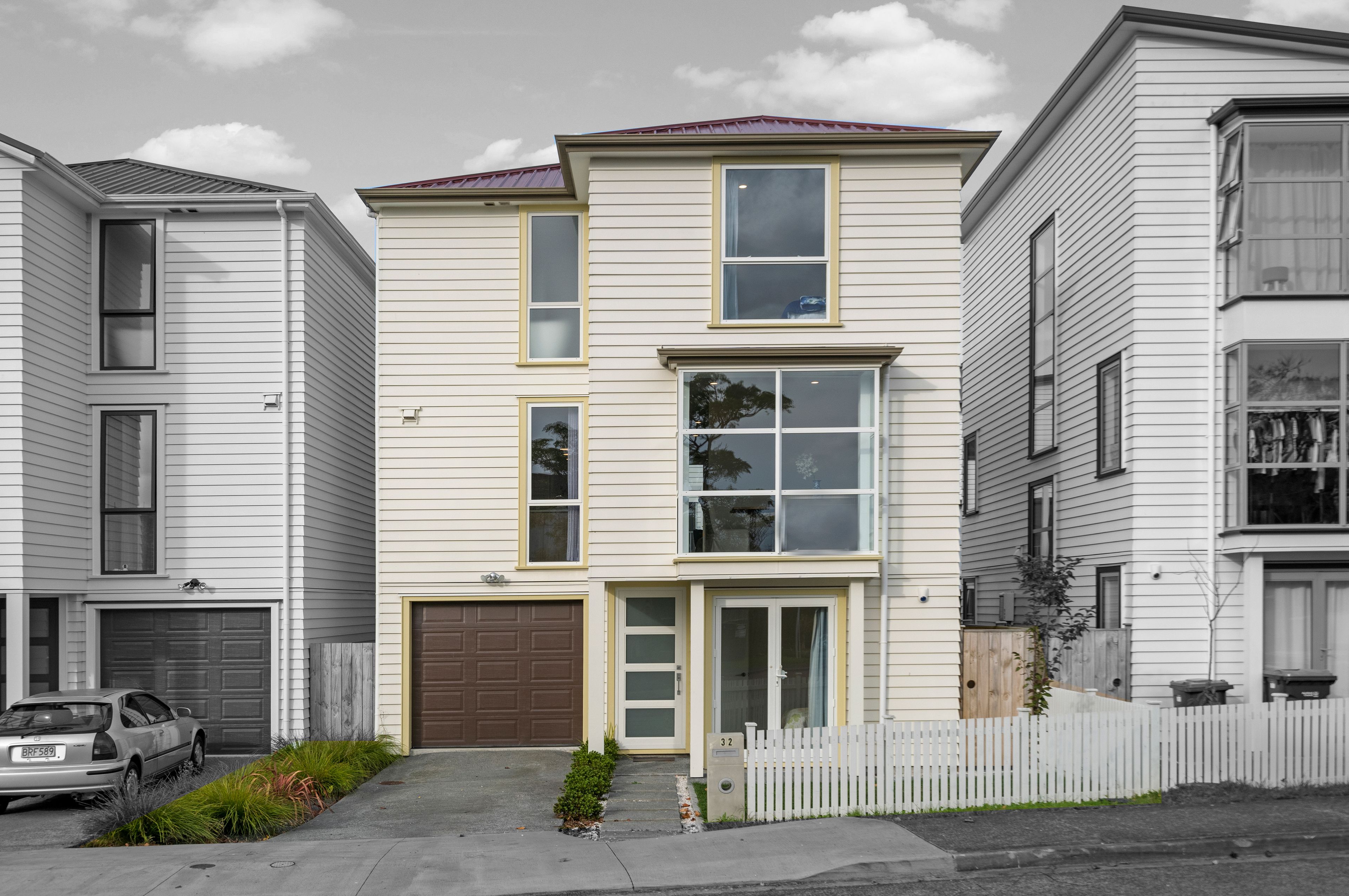 30 Stephen Avenue, Henderson, Waitakere City