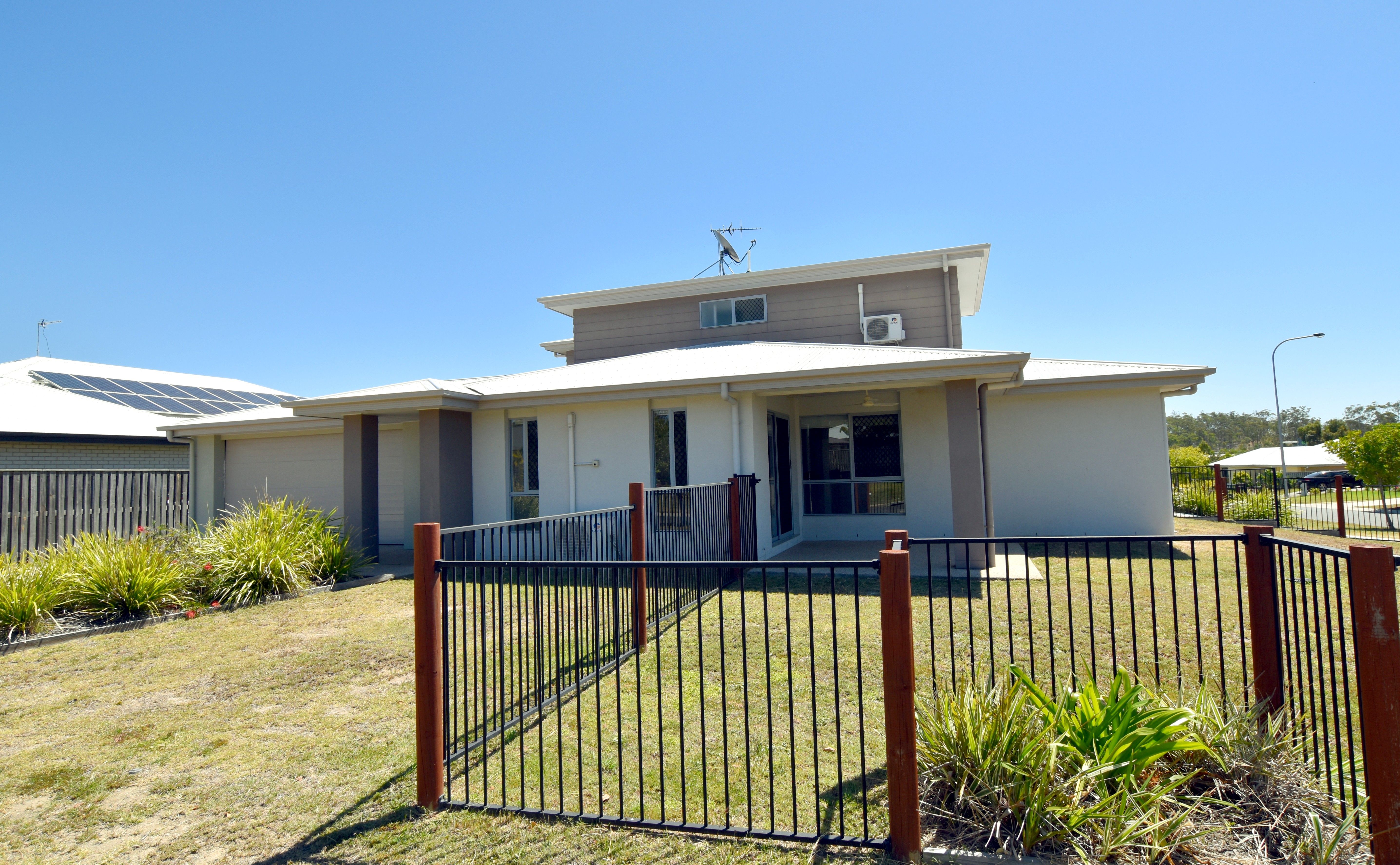 1/1 Amber Street, Kirkwood, QLD 4680