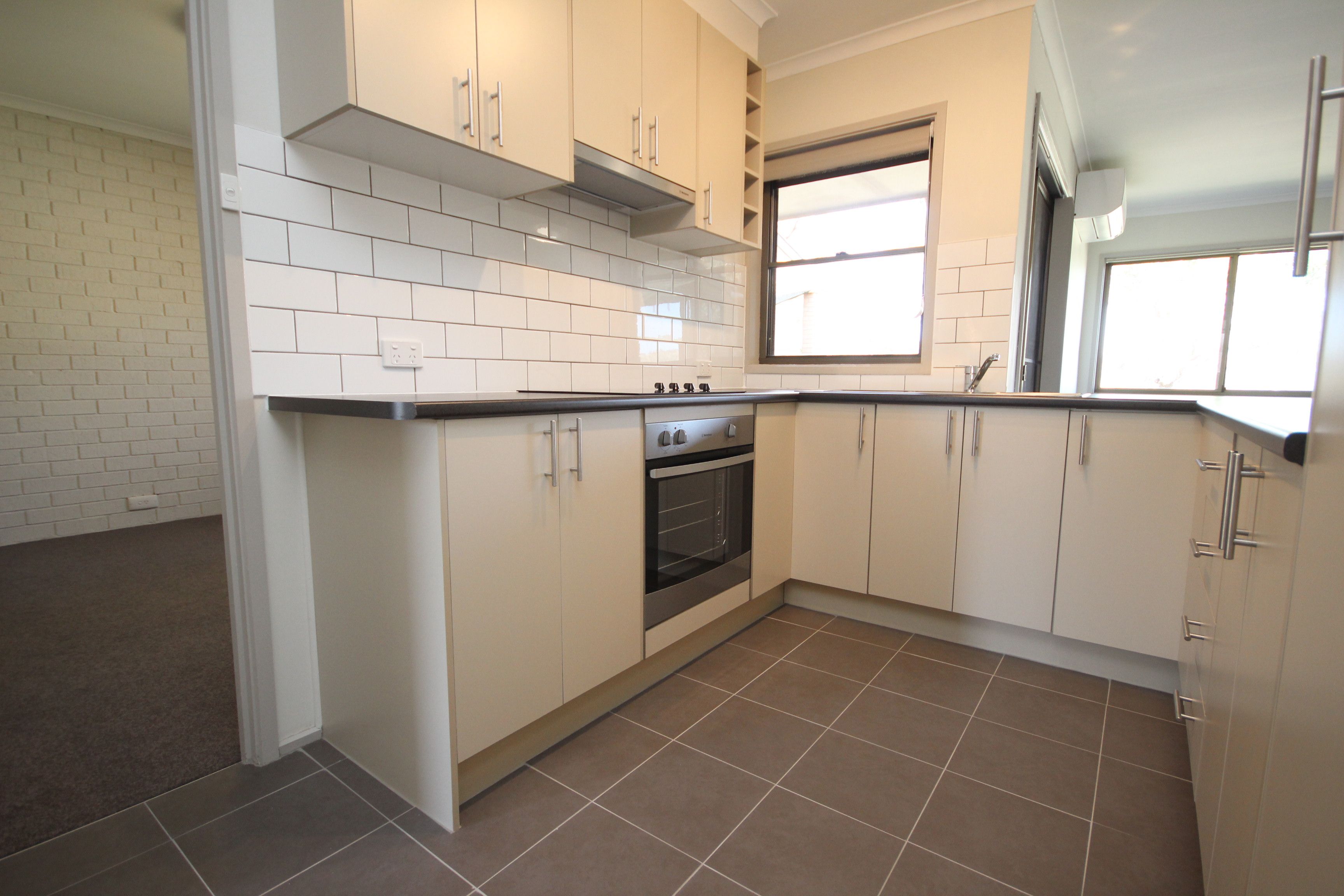 31/10 Wilkins Street — photo 4 of 15