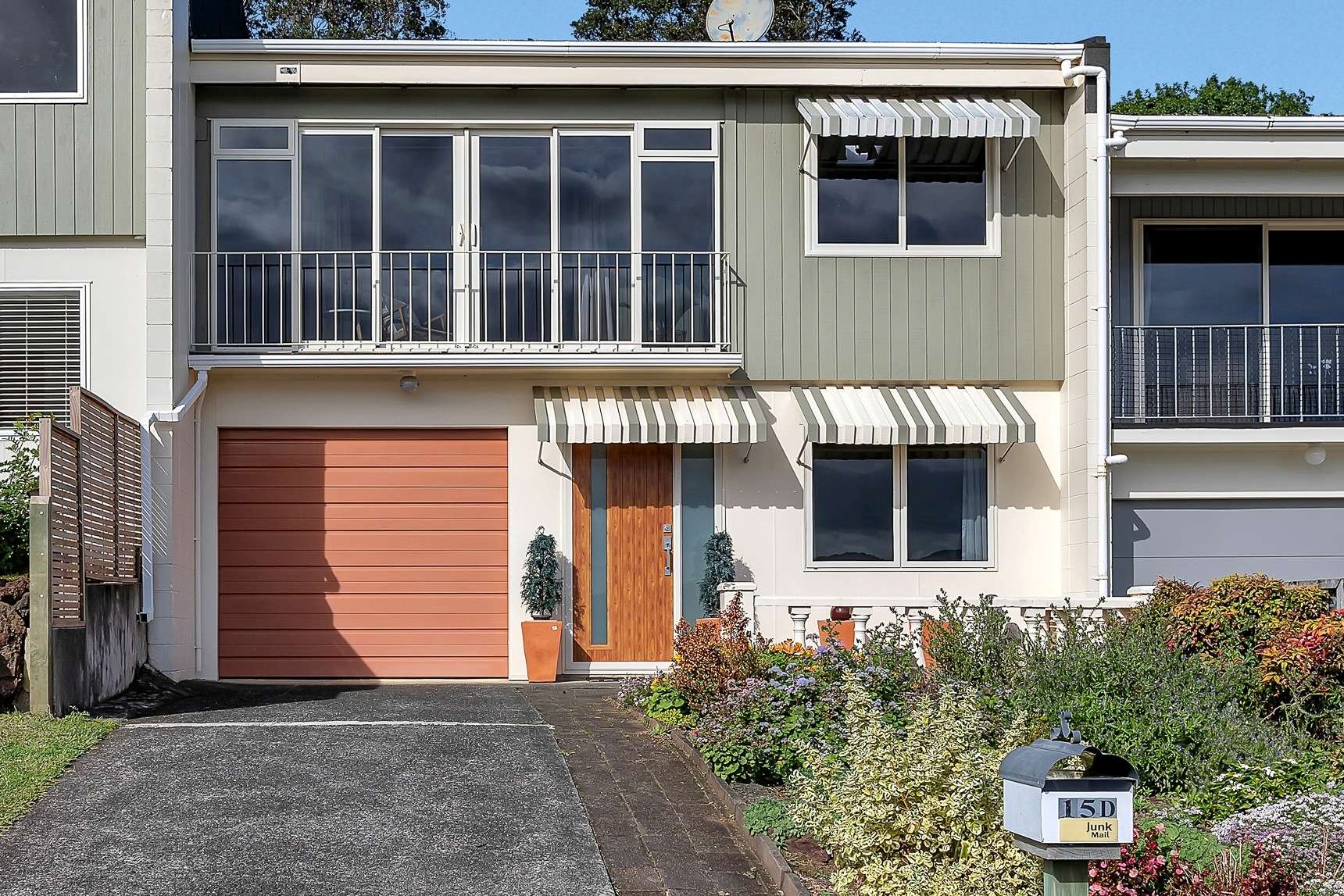 15D Raumati Crescent photo 2