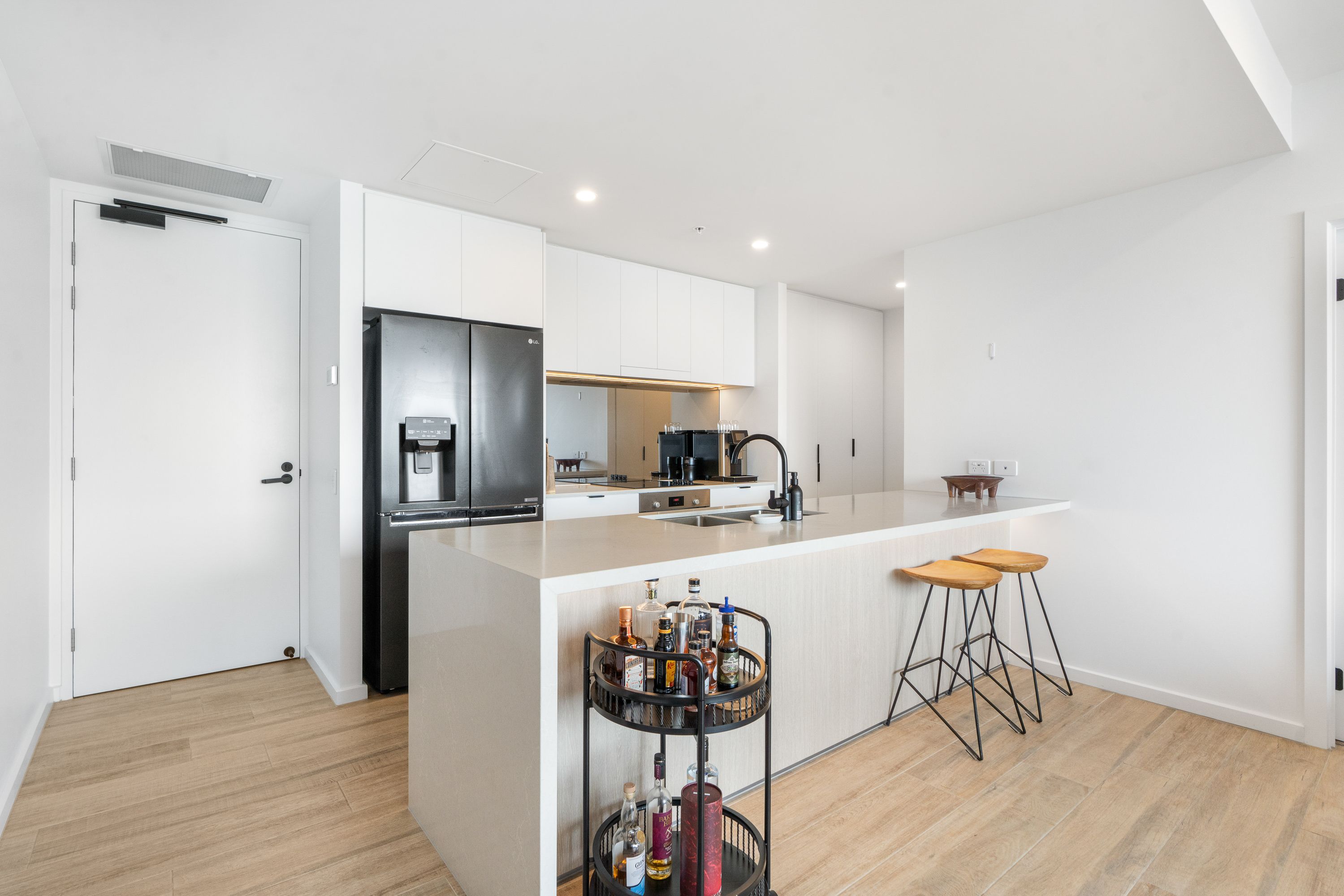 901/2 Mawarra Street — photo 6 of 19