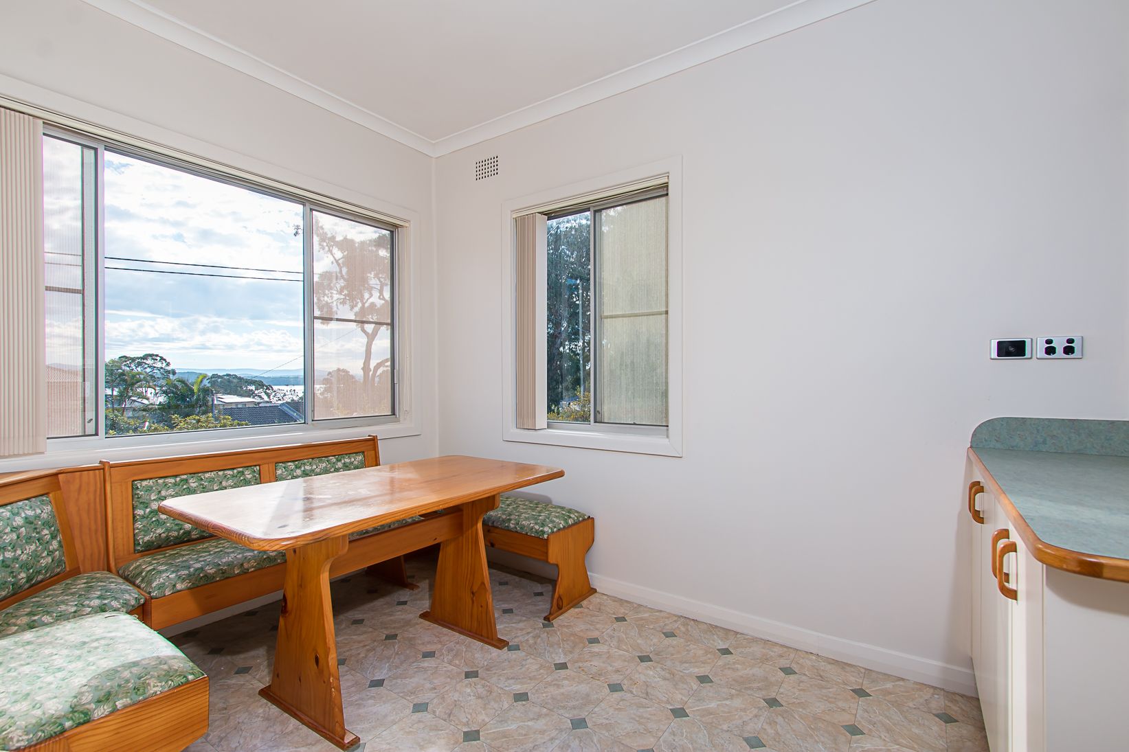 8 Riawena Street, Valentine, NSW 2280