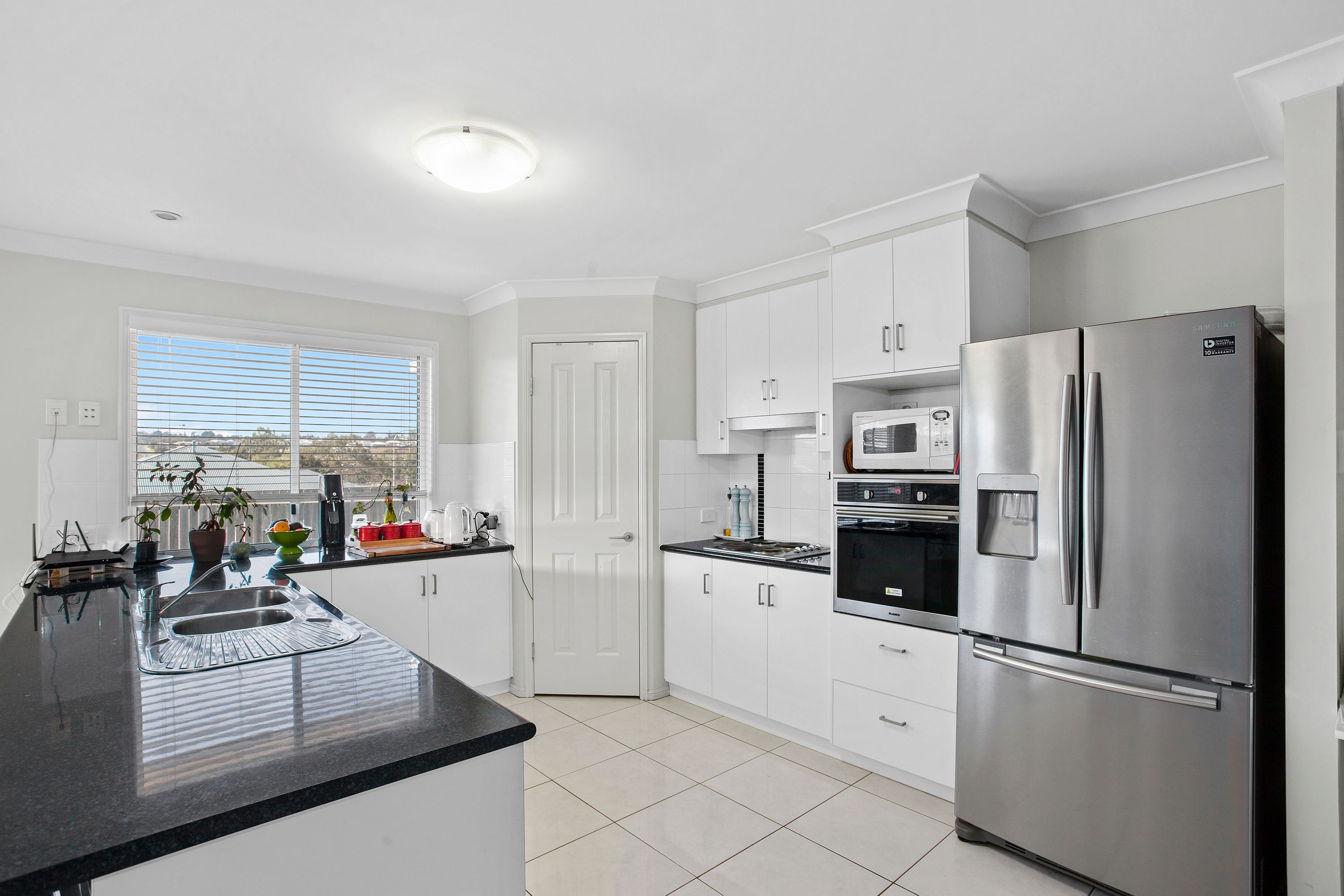 655 South Street, Glenvale, QLD 4350
