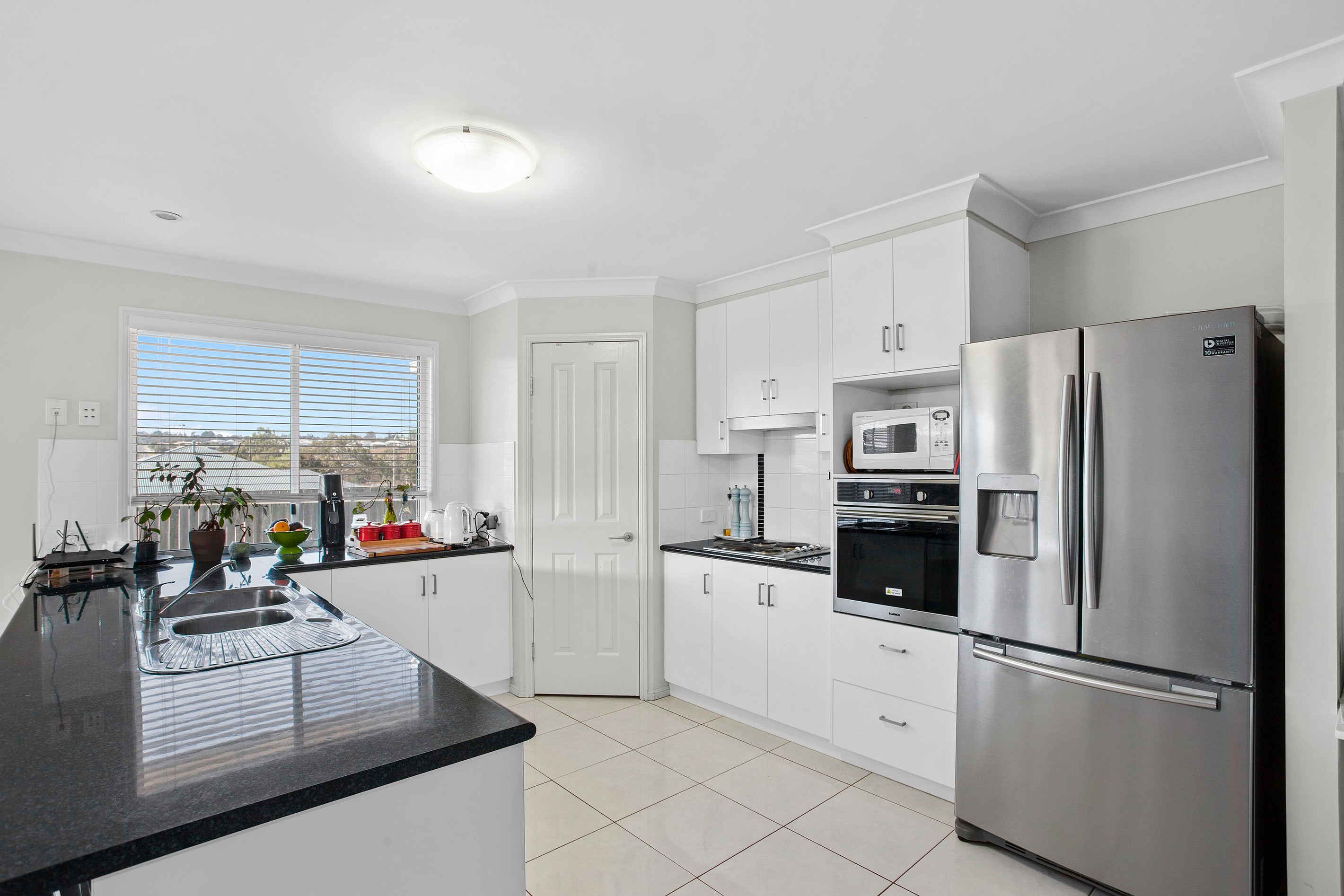 655 South Street, Glenvale, QLD 4350