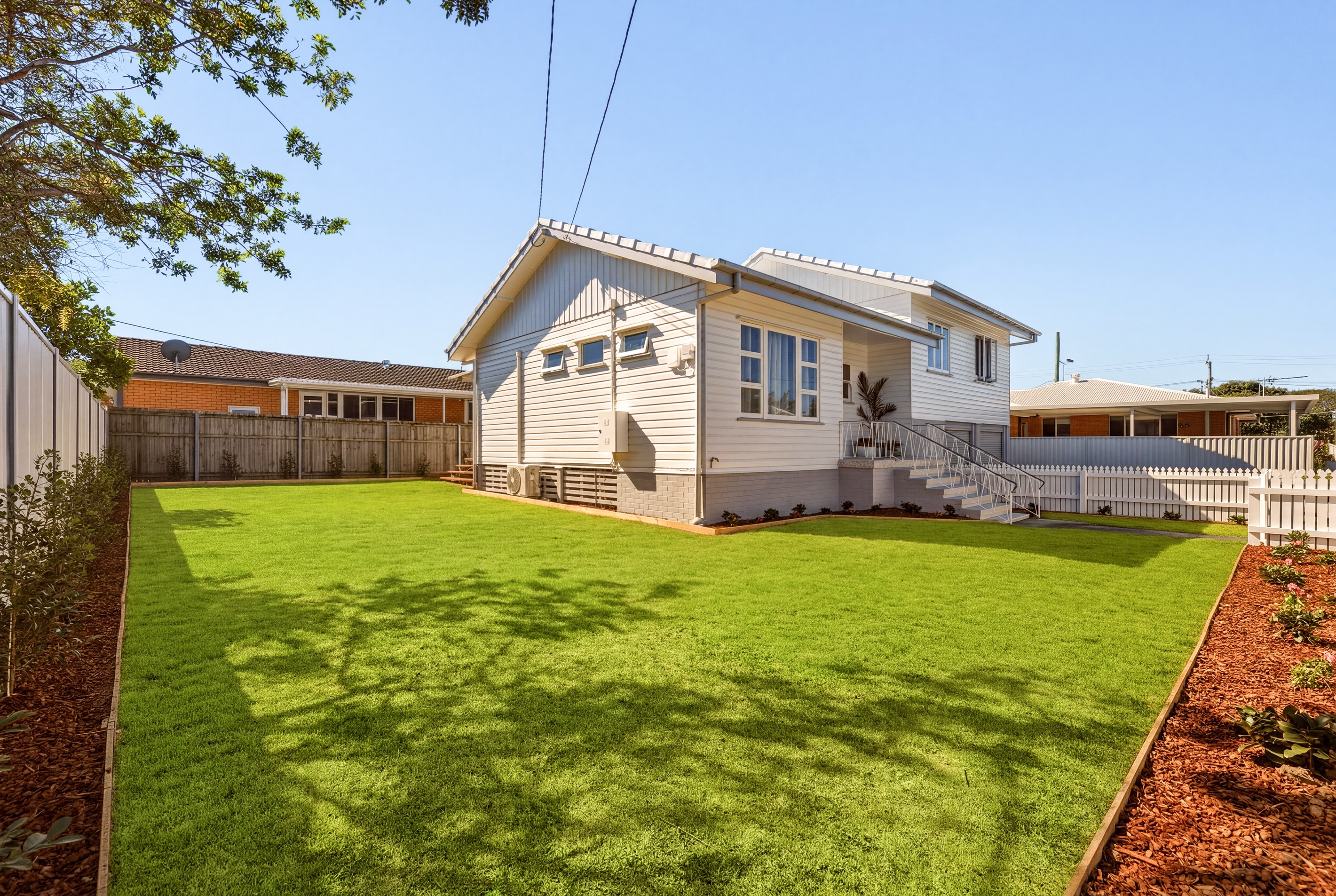 2 Rotary Crescent, Redcliffe, QLD 4020