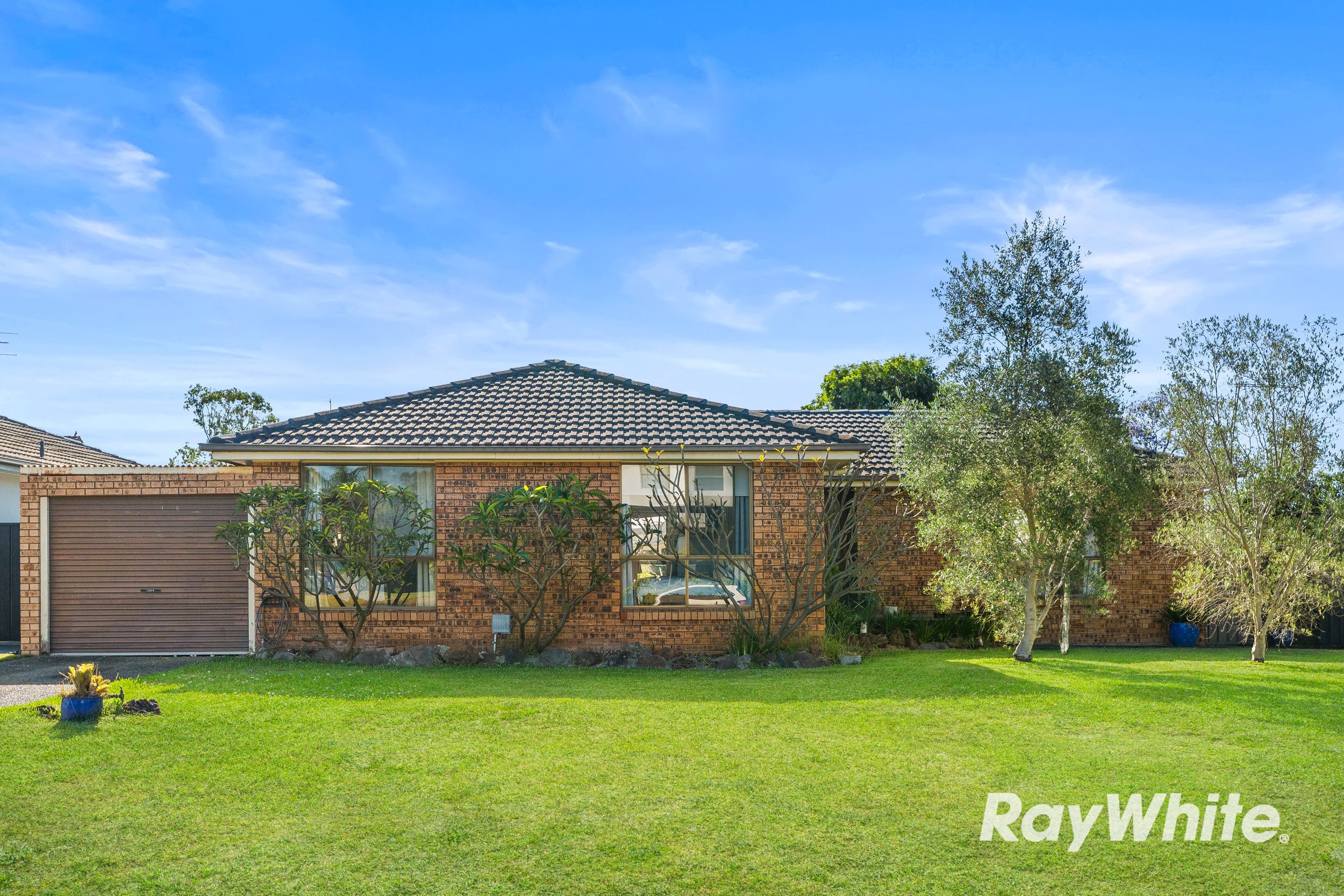 9 Grevillea Drive , St Clair NSW 2759