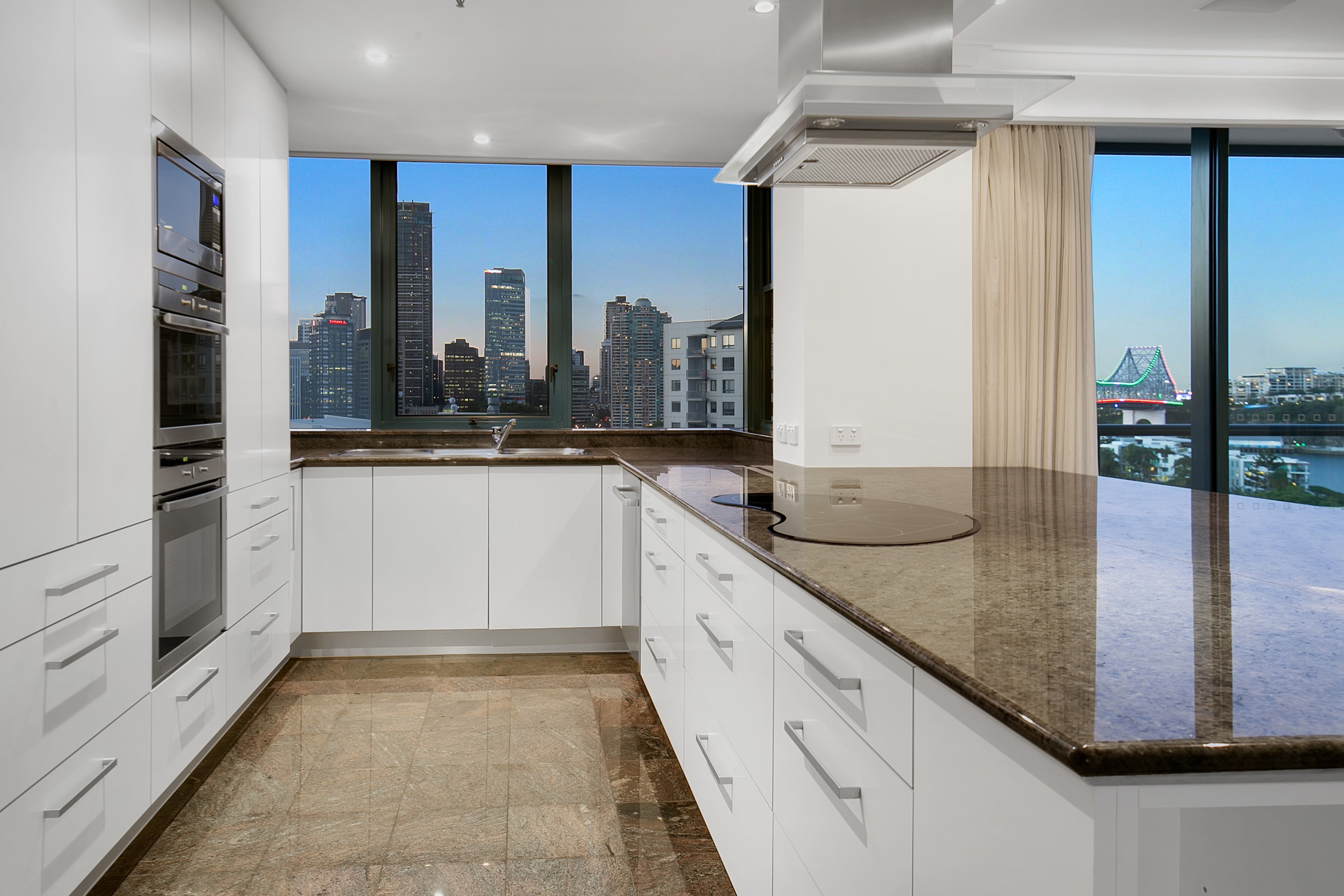 55/8 Goodwin Street, Kangaroo Point, QLD 4169