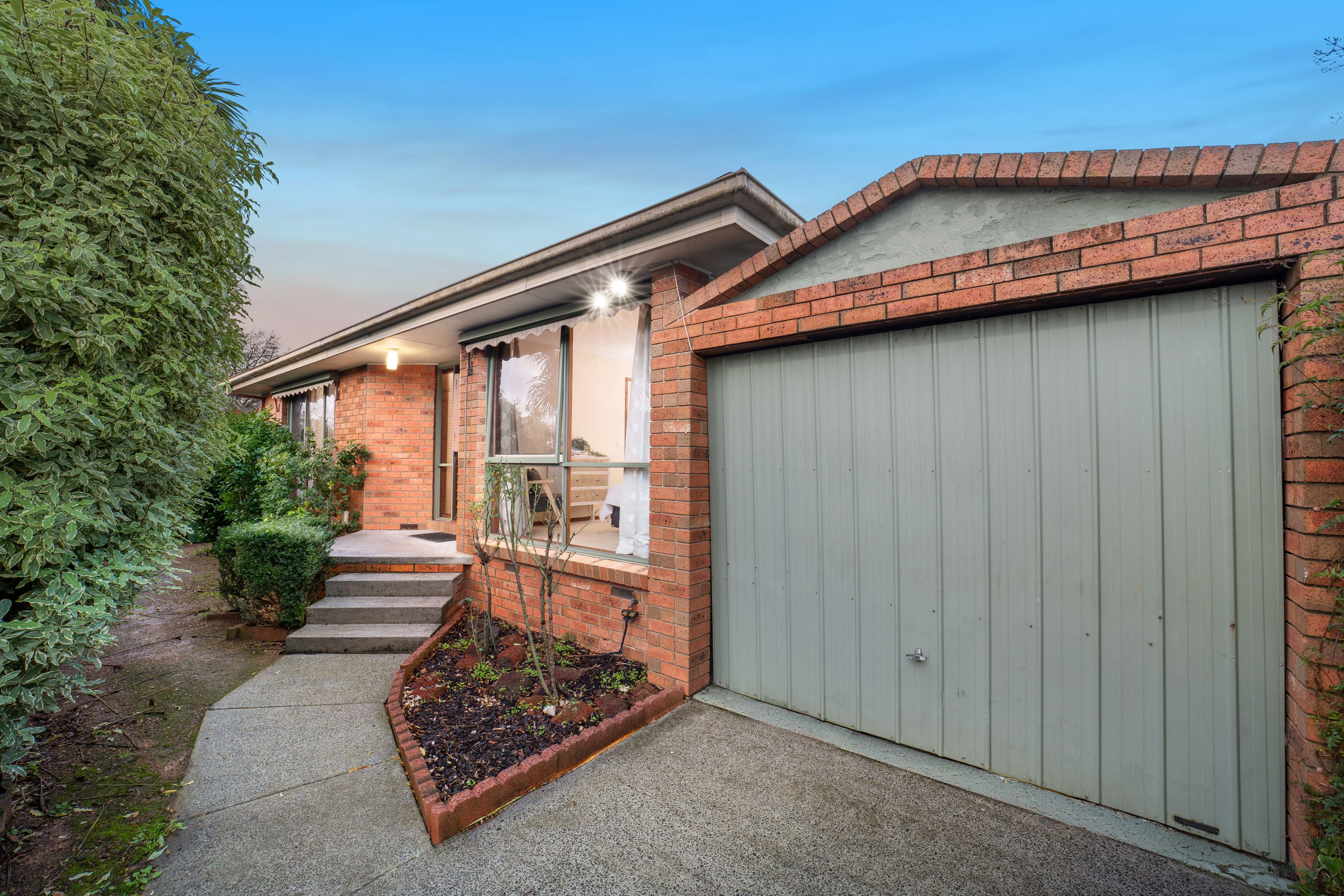 2/21 Heywood Street — photo from Ray White Ferntree Gully