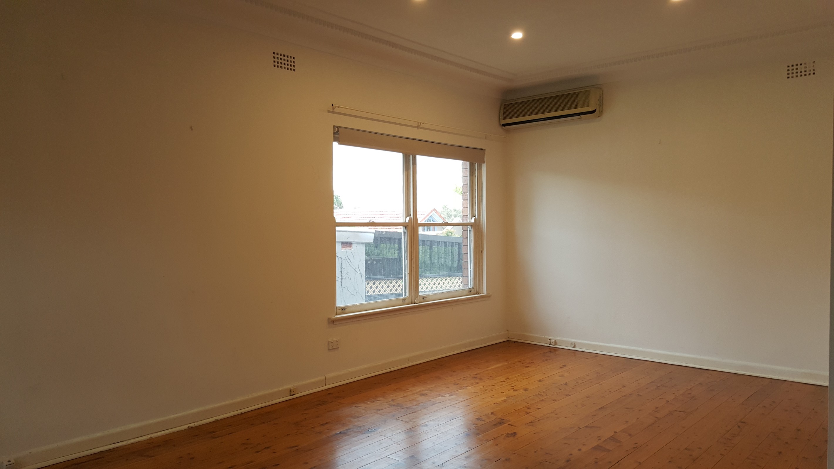 6 Enoggera Road, Beverly Hills, NSW 2209