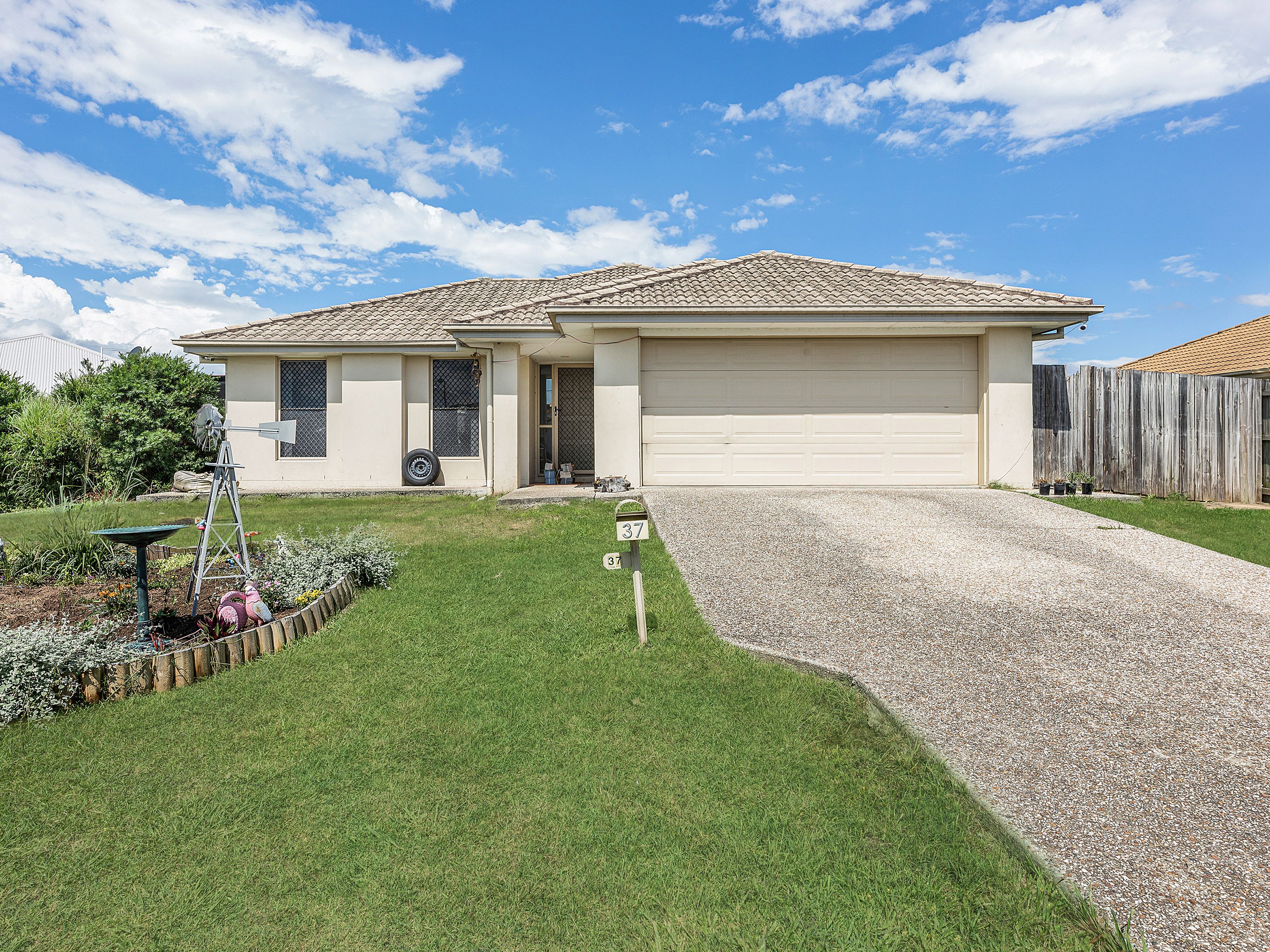 37 Baden Jones Way, North Booval, QLD 4304 Sold House Ray White Ipswich