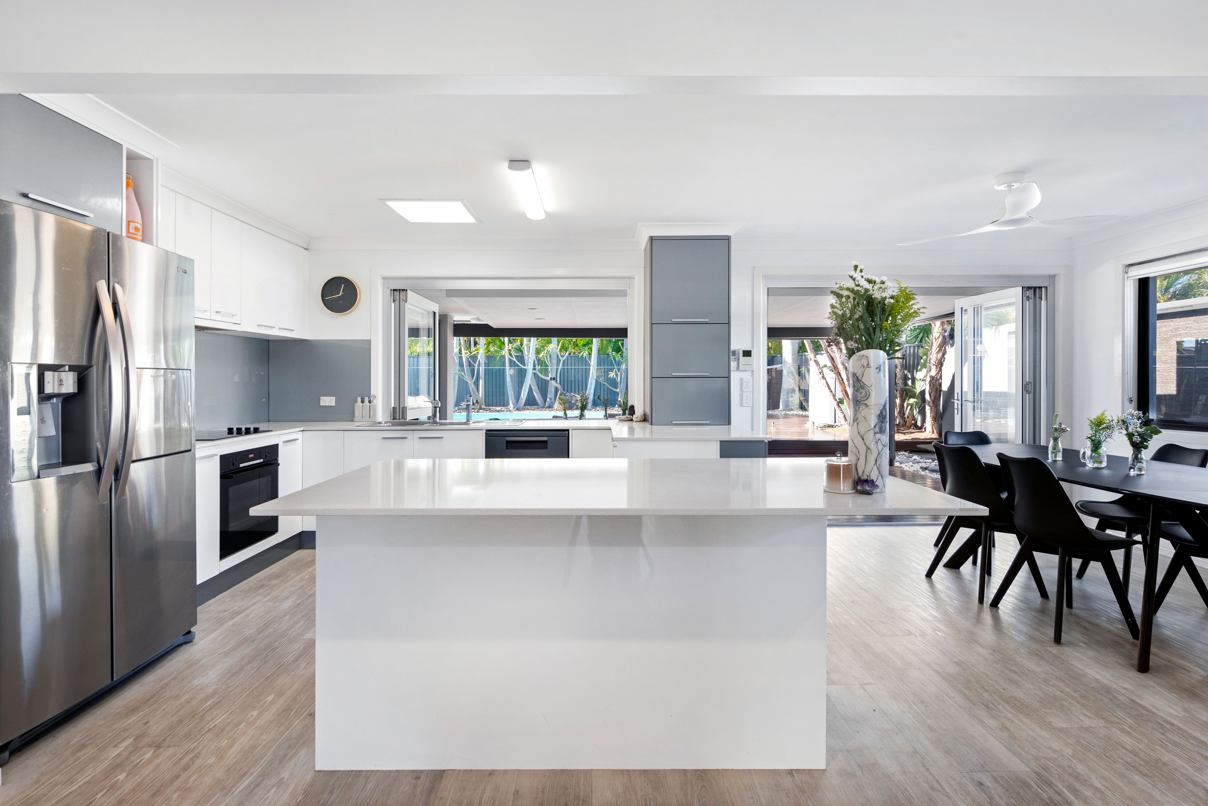 13 Mackay Close, Sorrento QLD 4217