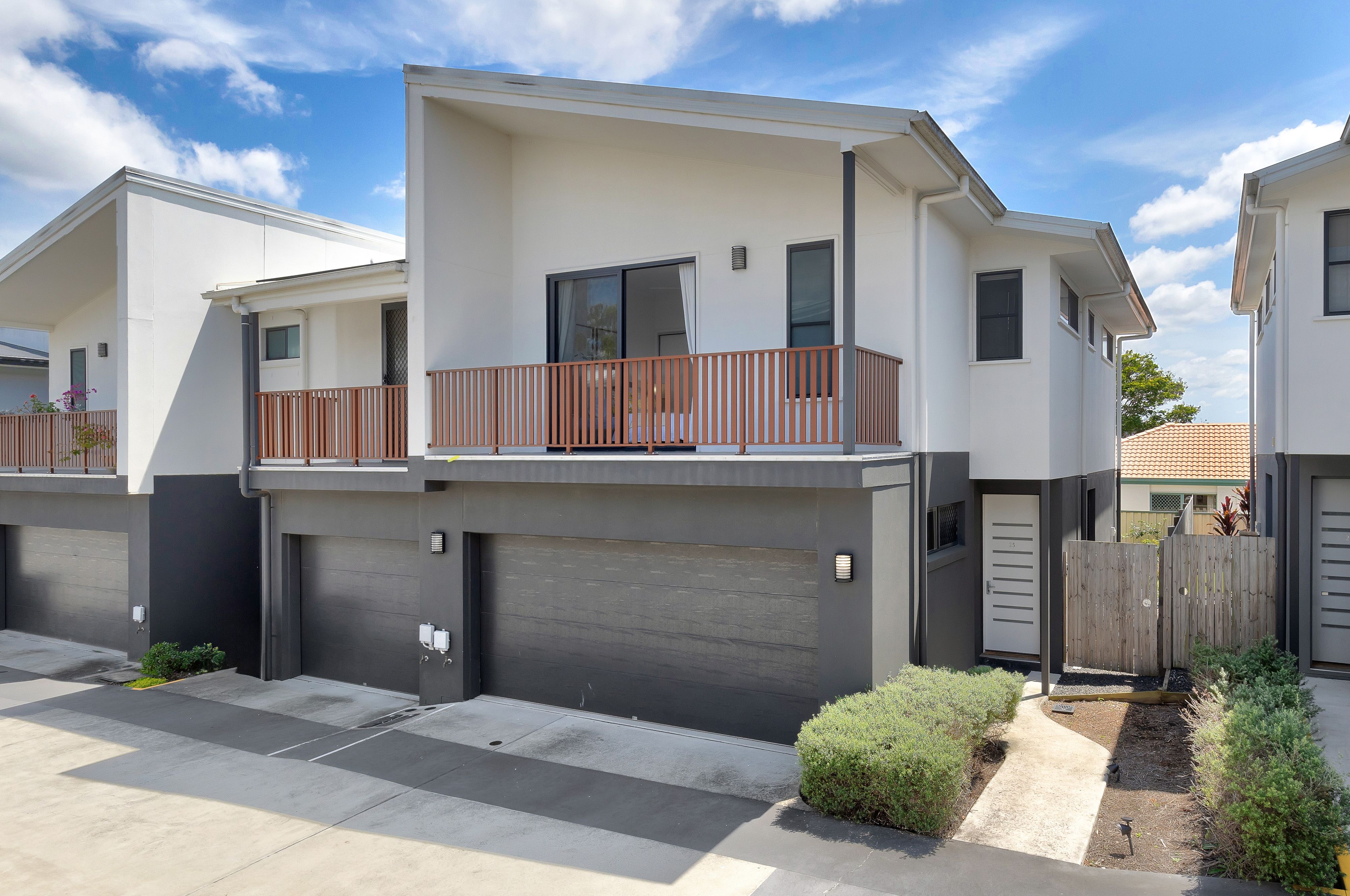 27 Sunflower Crescent, Calamvale QLD 4116