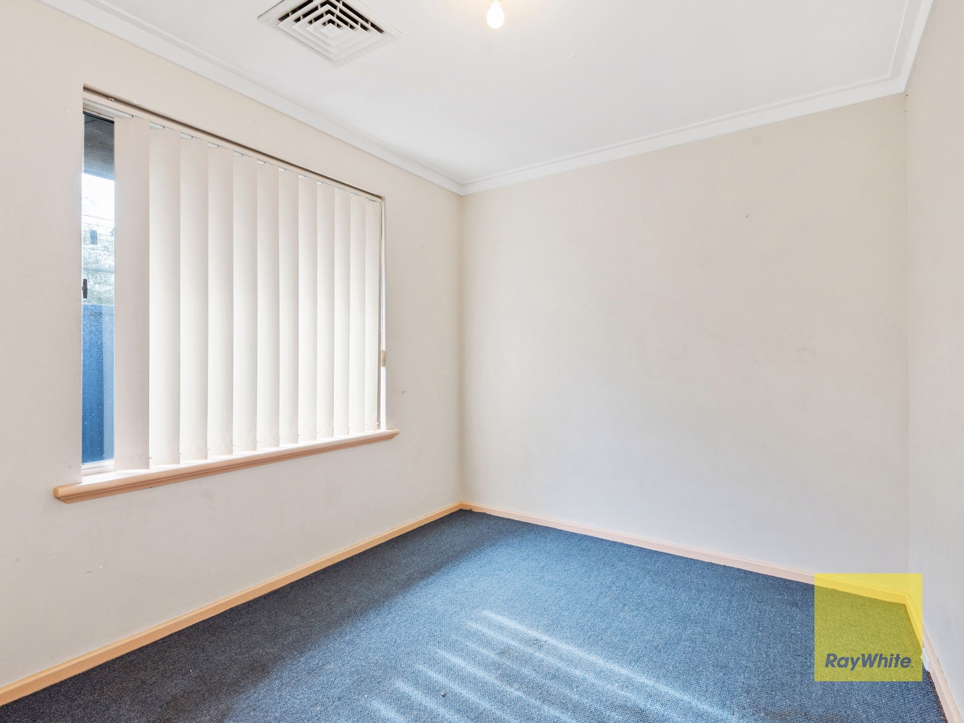5 Goollelal Drive, Kingsley, WA 6026