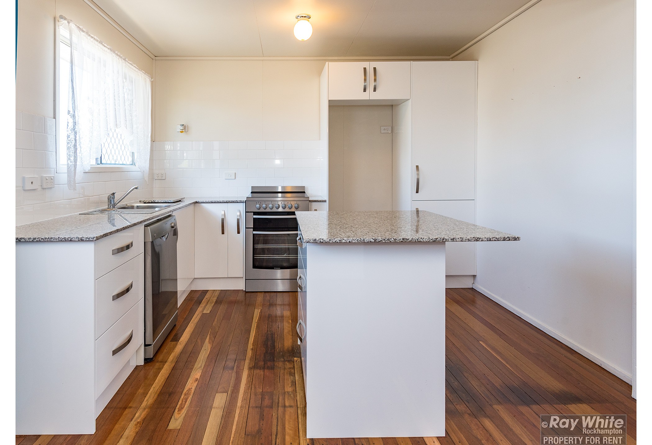266 Sunner Street, Koongal, QLD 4701