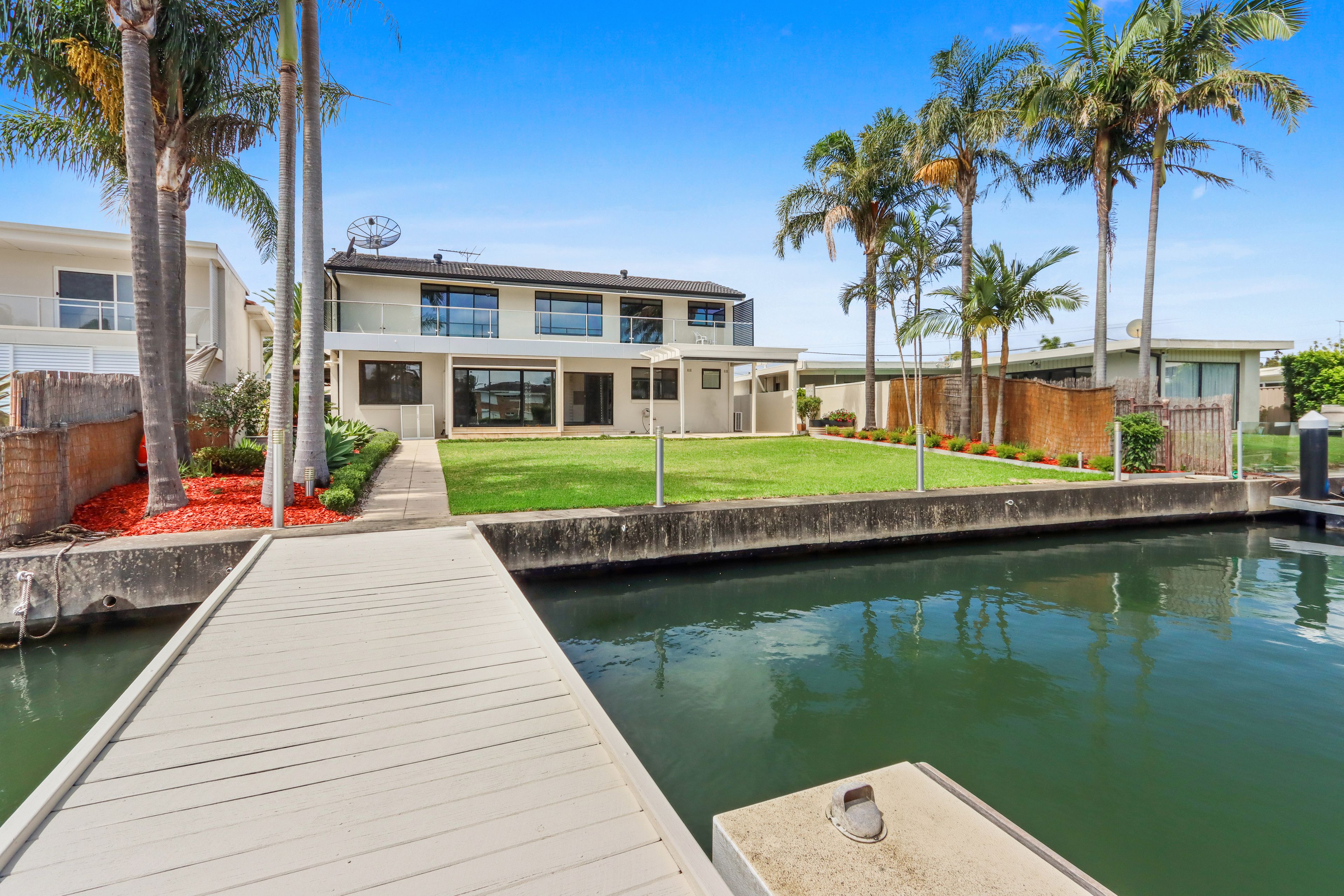 11 Goulburn Peninsula, Sylvania Waters, NSW 2224