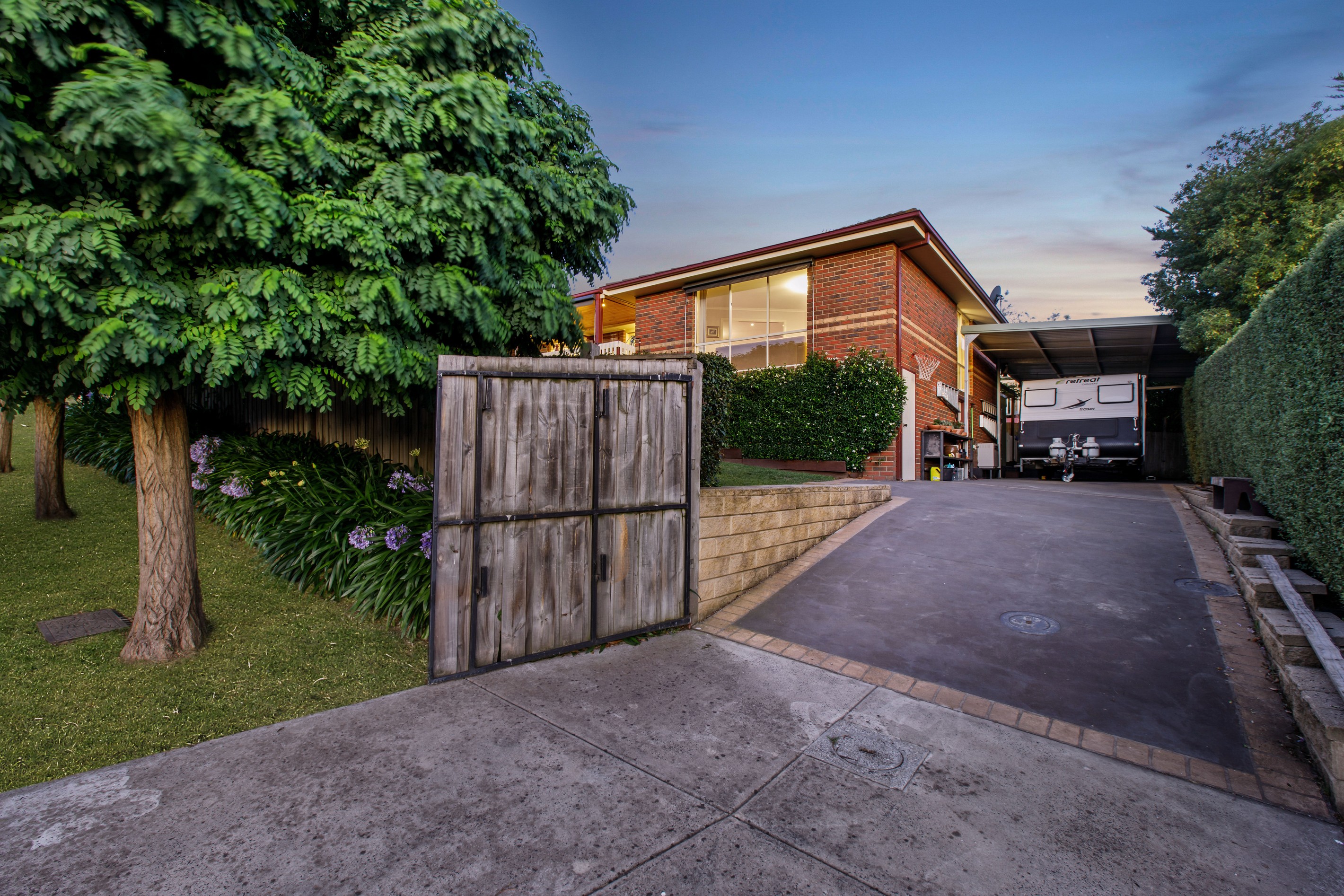 33 Jacqueline Place, Pakenham, VIC 3810
