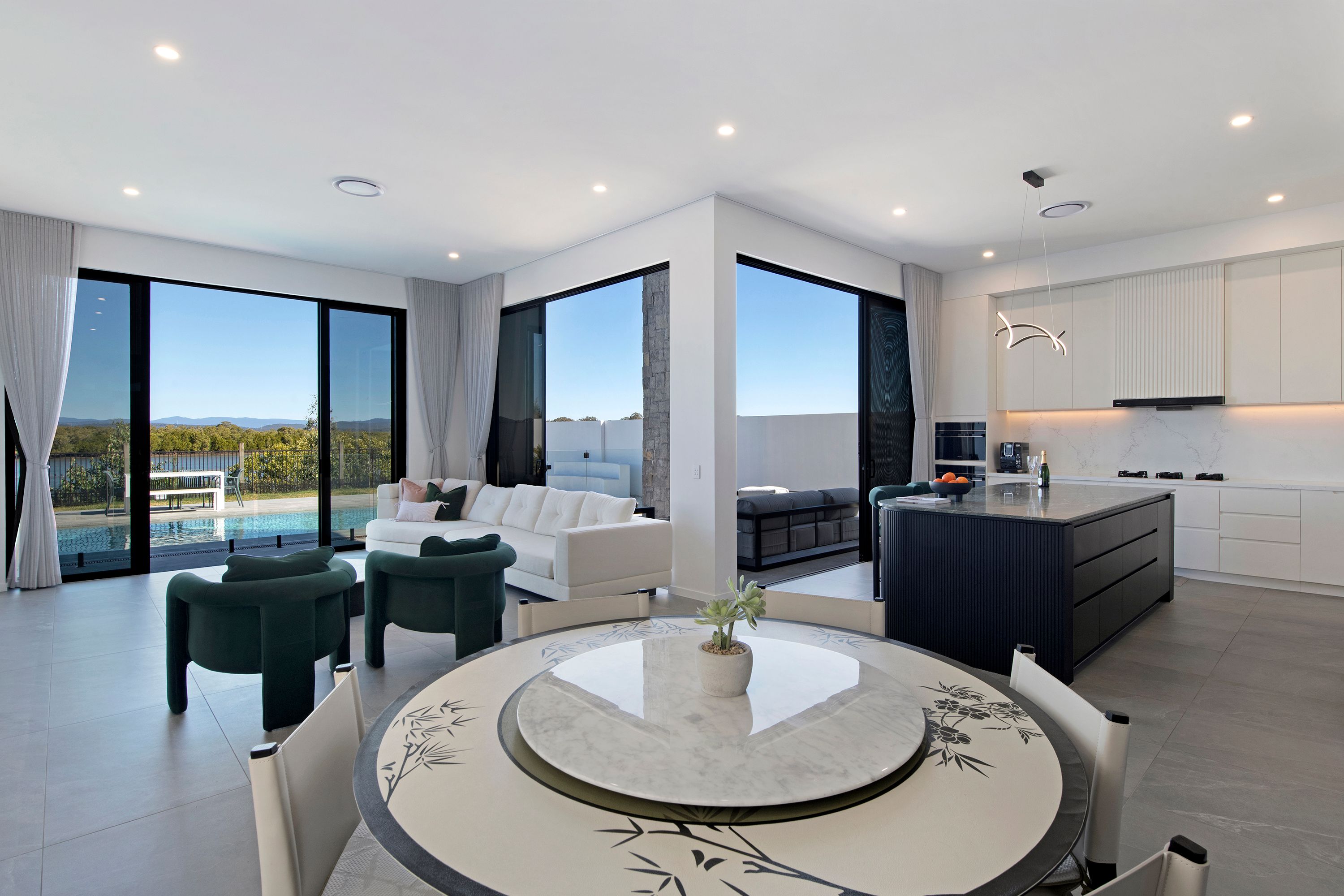 21 Lake Serenity Boulevard — photo 15 of 30