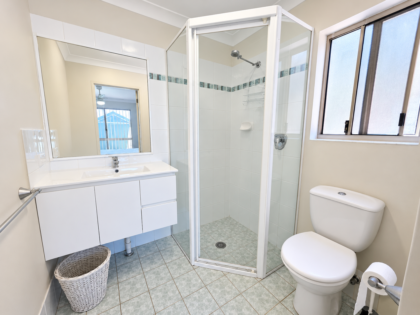 59 Moss Avenue — photo 7 of 13
