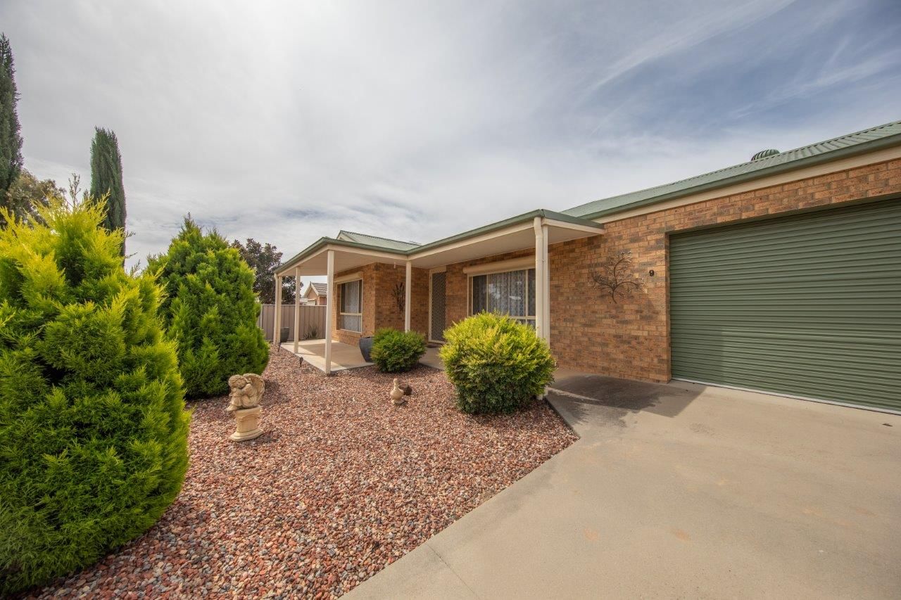 9 Penglase Street — photo 15 of 24